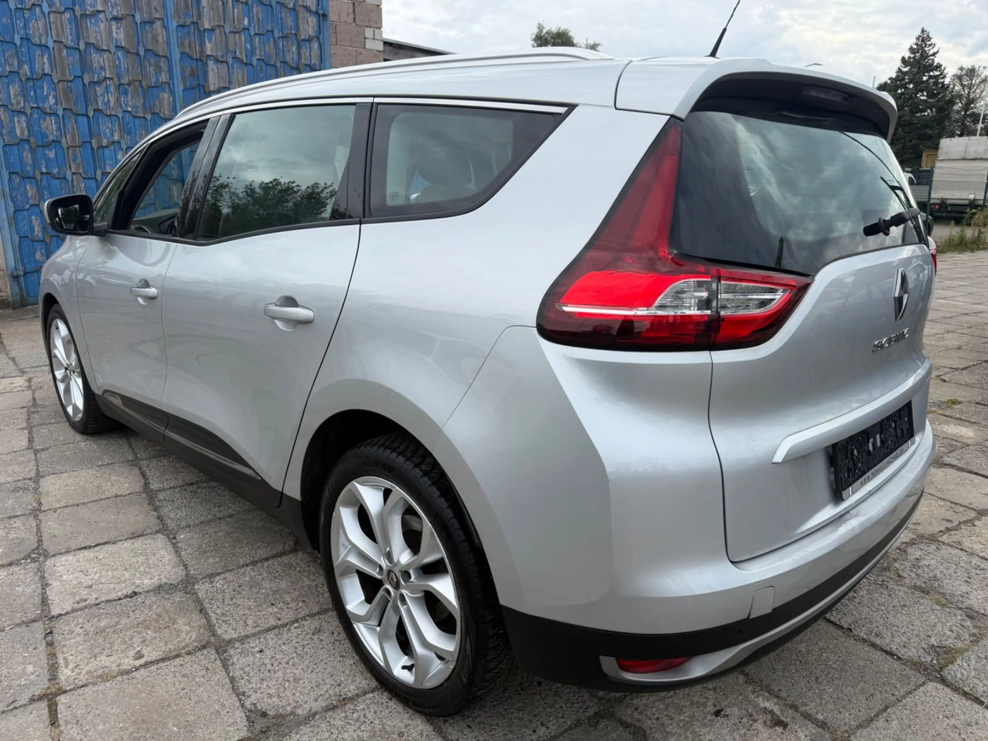 Renault Grand Scenic Experience*NAVI*SCHECKHEFT*LED*XENO — photo 4