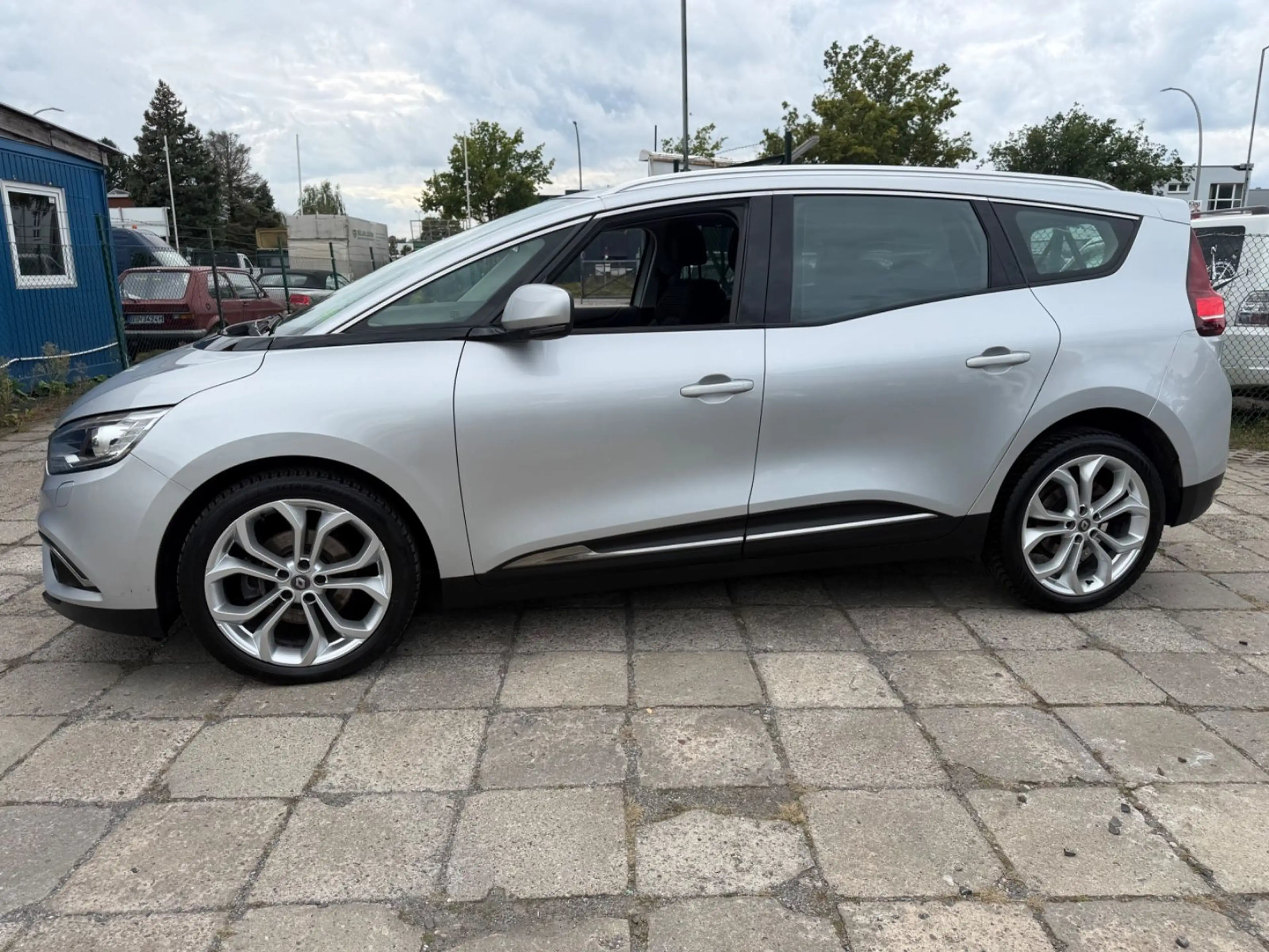 Renault Grand Scenic Experience*NAVI*SCHECKHEFT*LED*XENO — photo 5