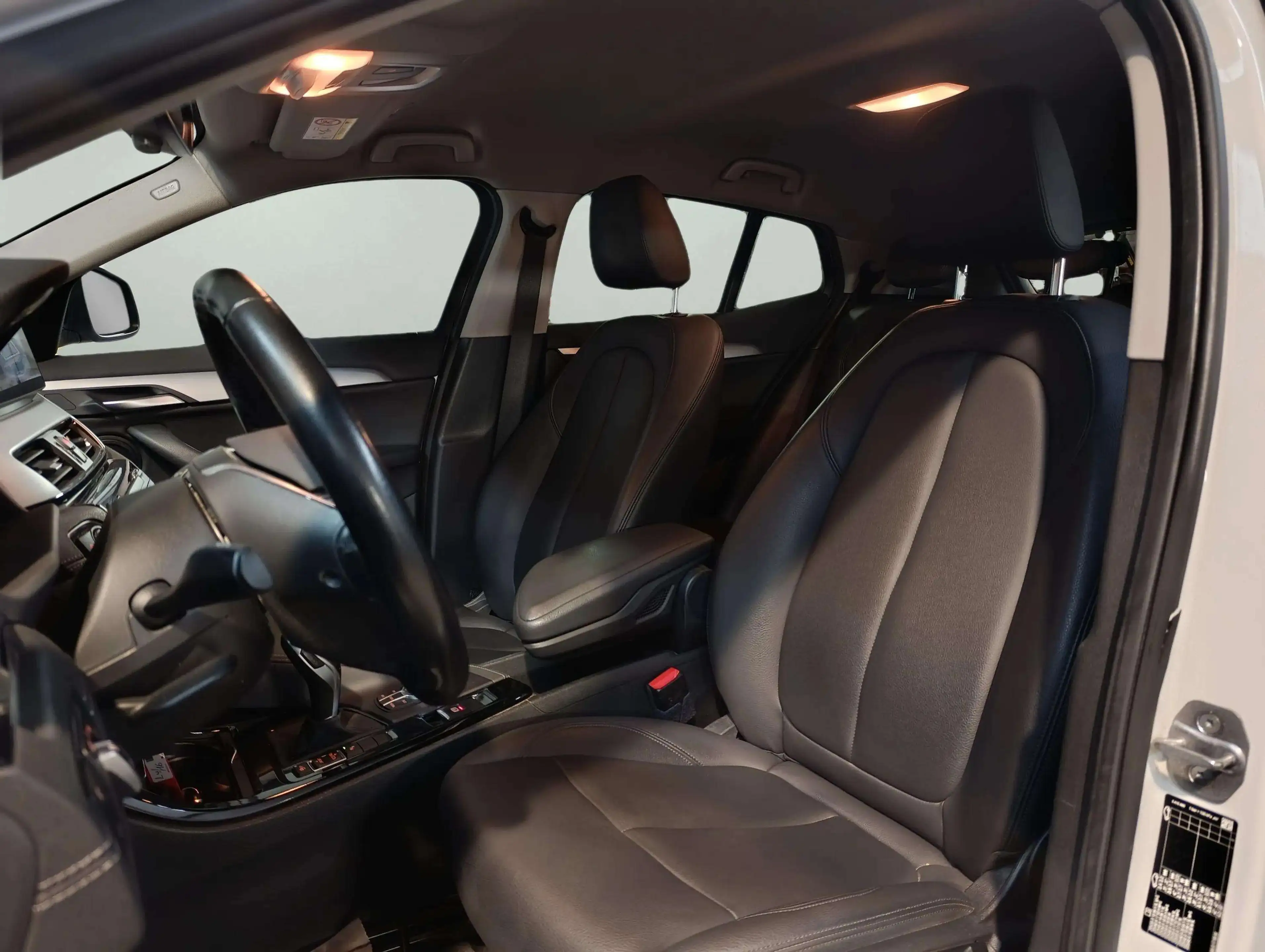 BMW X2 1.5iA sDrive18 OPF * A voir à Beaumont * — photo 12