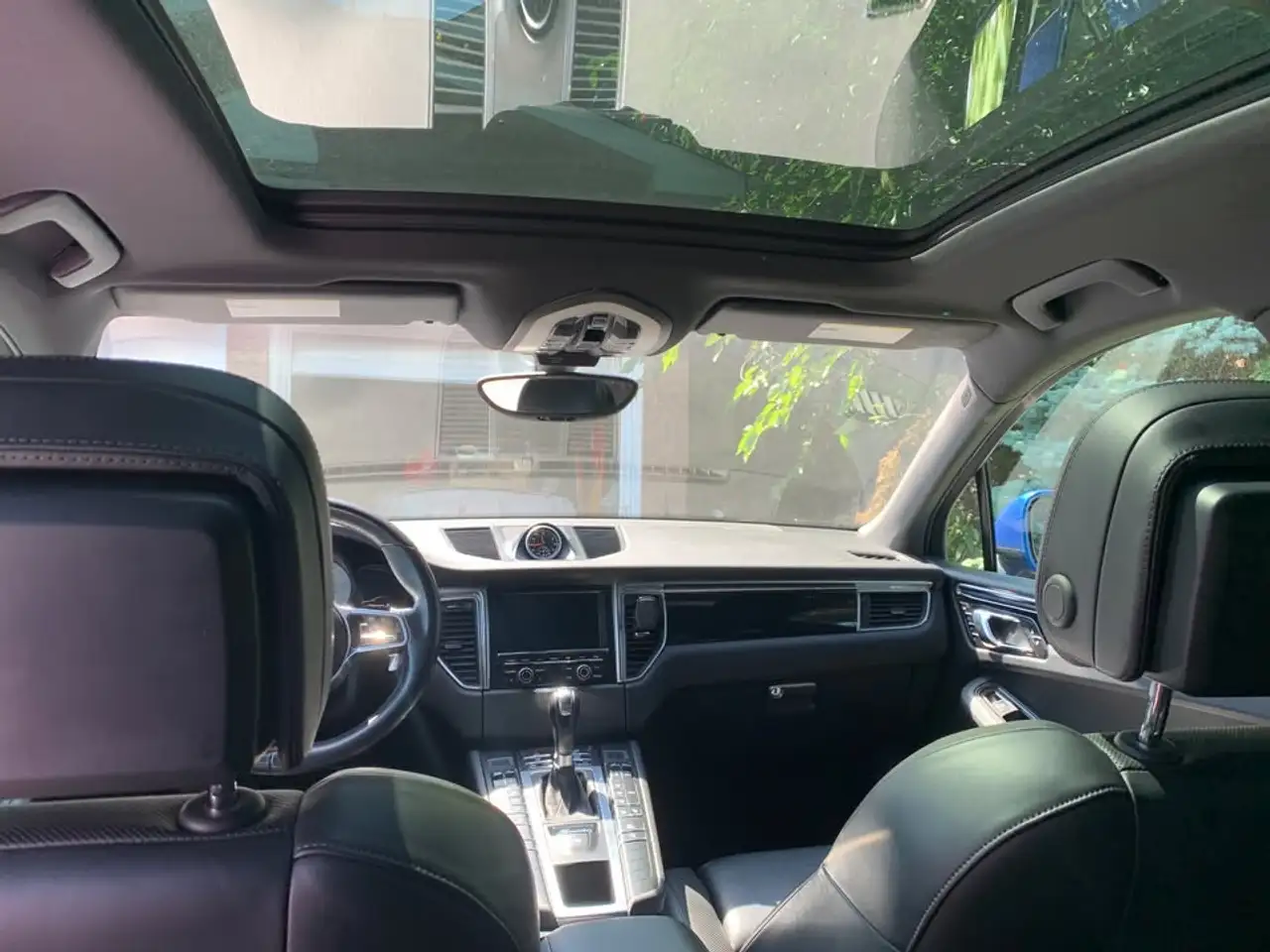 Porsche Macan снимка Porsche Macan
