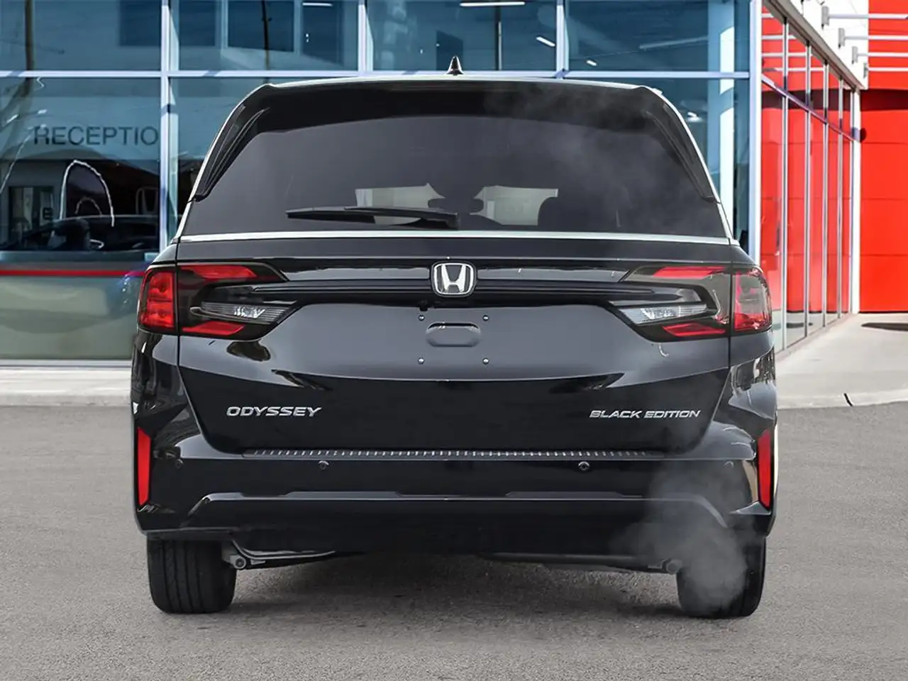 Honda Odyssey снимка Honda Odyssey