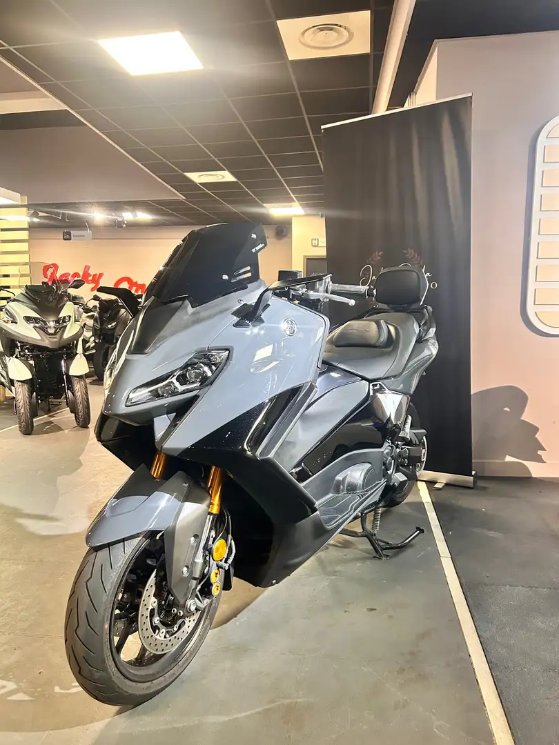 Yamaha TMAX 560 Gris - 2
