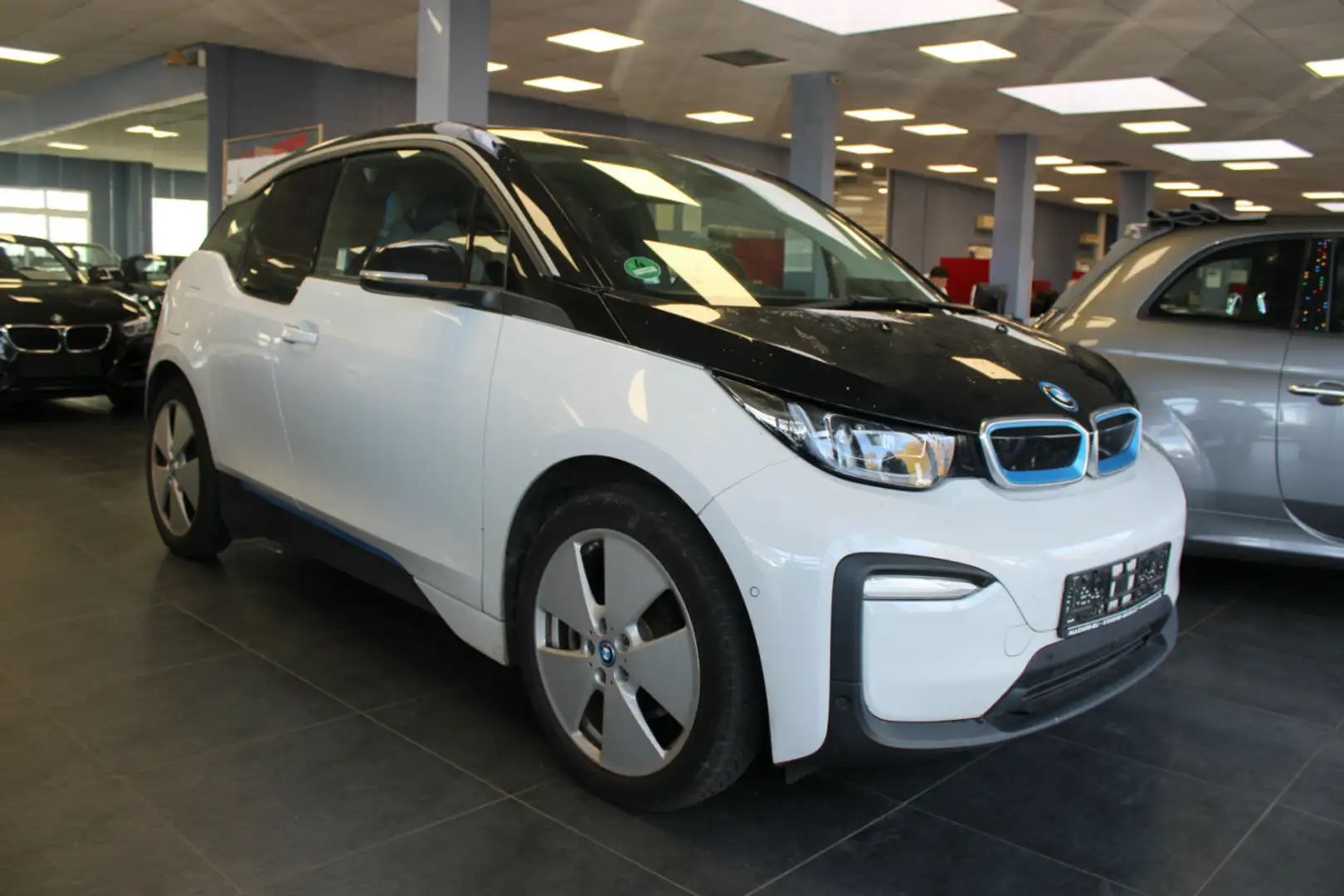 BMW i3 120 Ah Weiß - 1