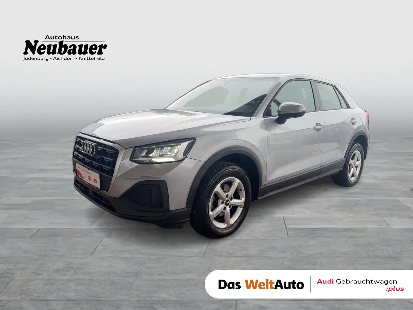 Audi Q2 30 TDI intense Silber - 1