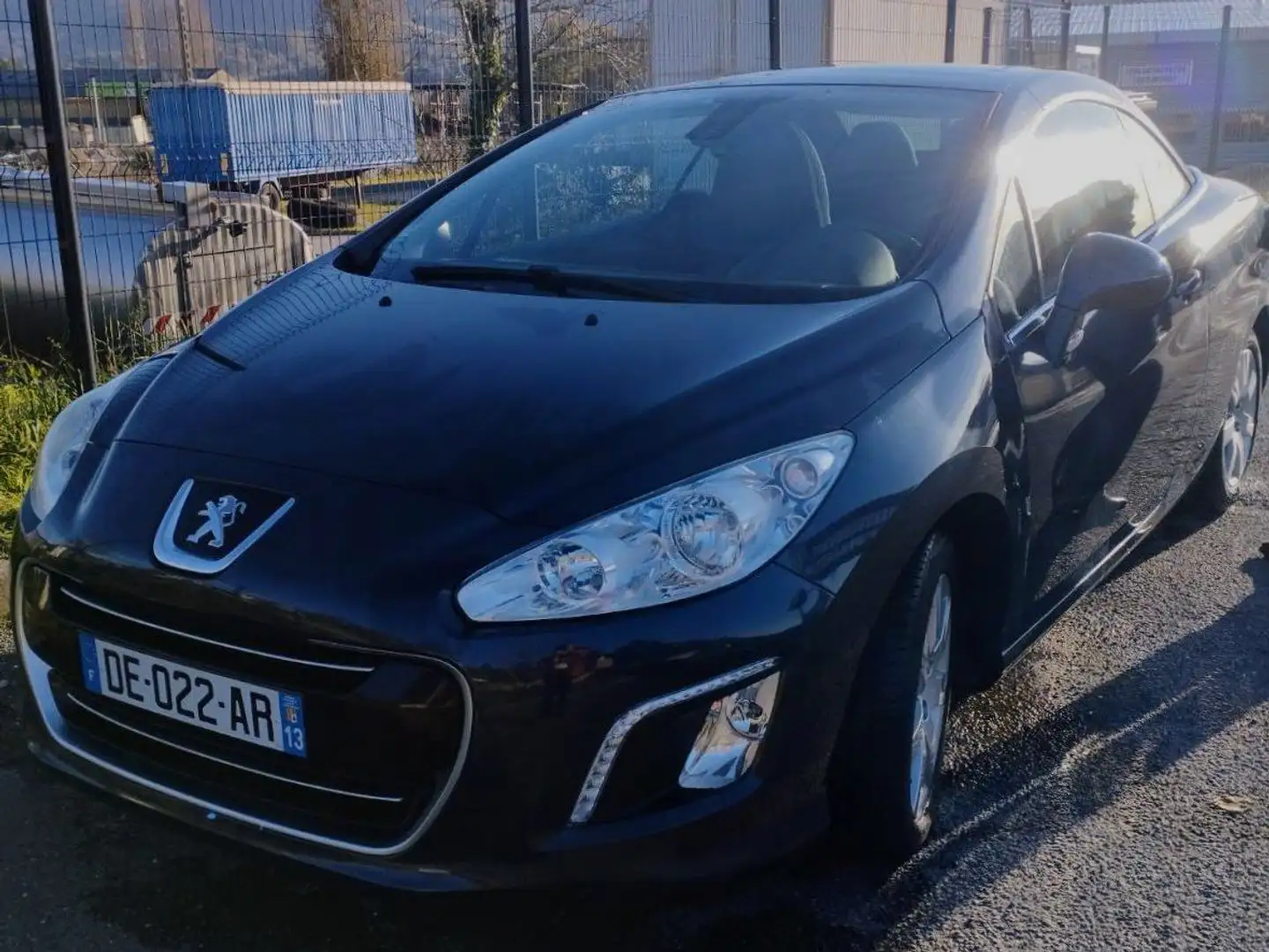 Peugeot 308 308 CC 1.6 e-HDi 115ch FAP Sport Pack Bleu - 2