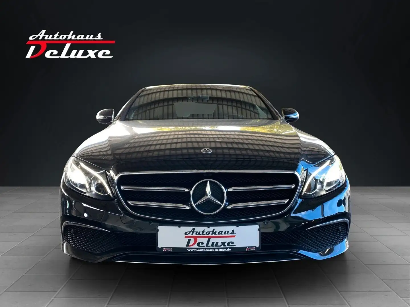 Mercedes-Benz E 200 AVANTGARDE NAVI-KAMERA-WIDESCREEN-EGSD-LED Schwarz - 2