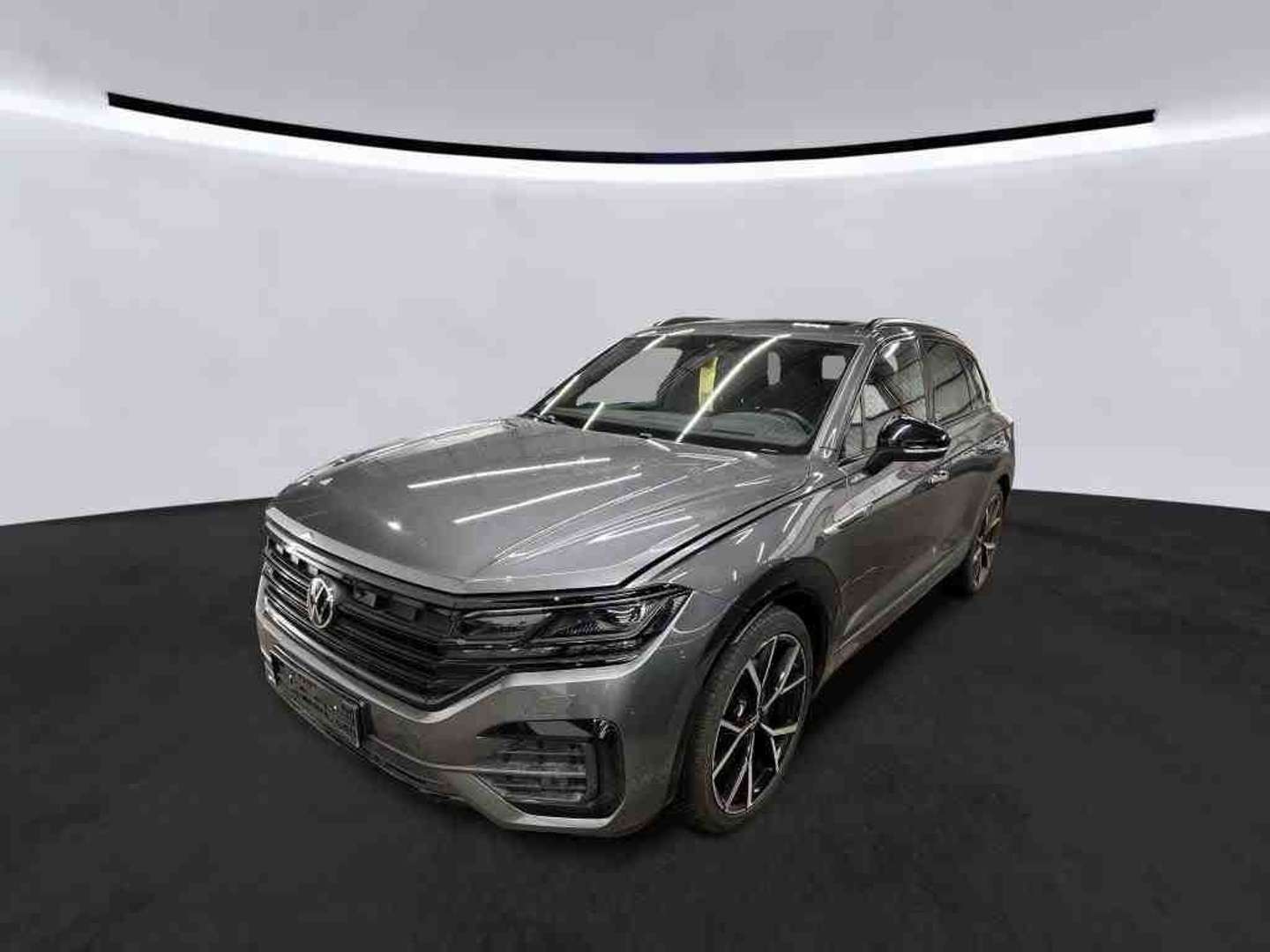 Volkswagen Touareg 4Motion R-Line Edition 20 -  - Joinsteer - #1