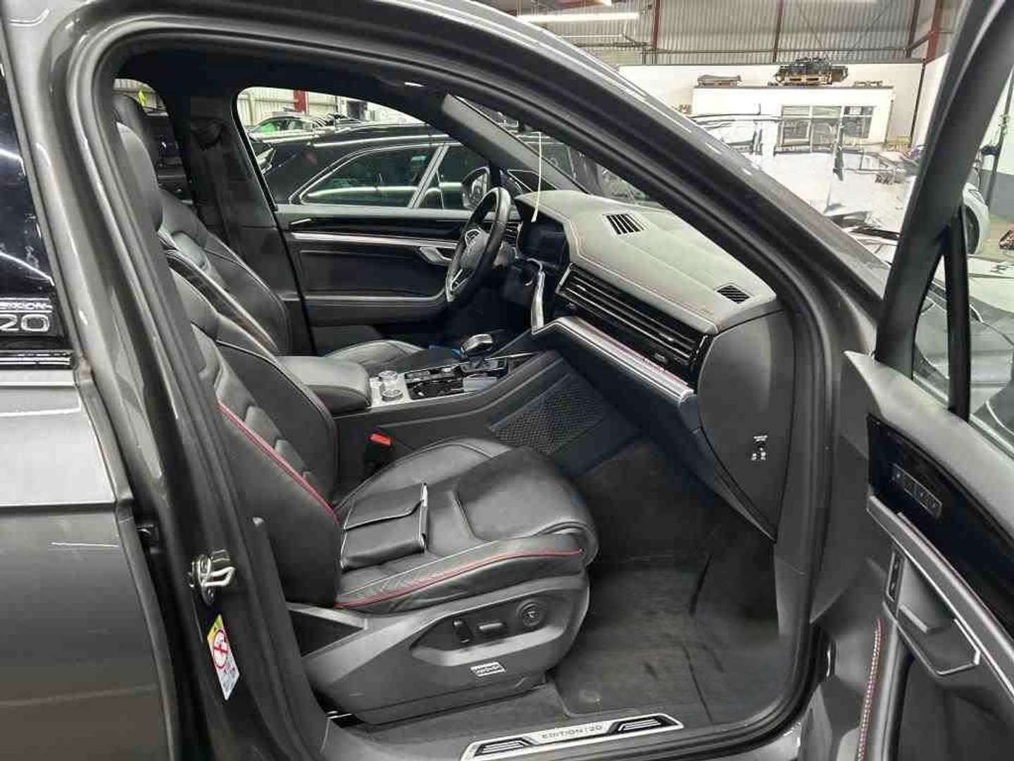 Volkswagen Touareg 4Motion R-Line Edition 20 -  - Joinsteer - #4