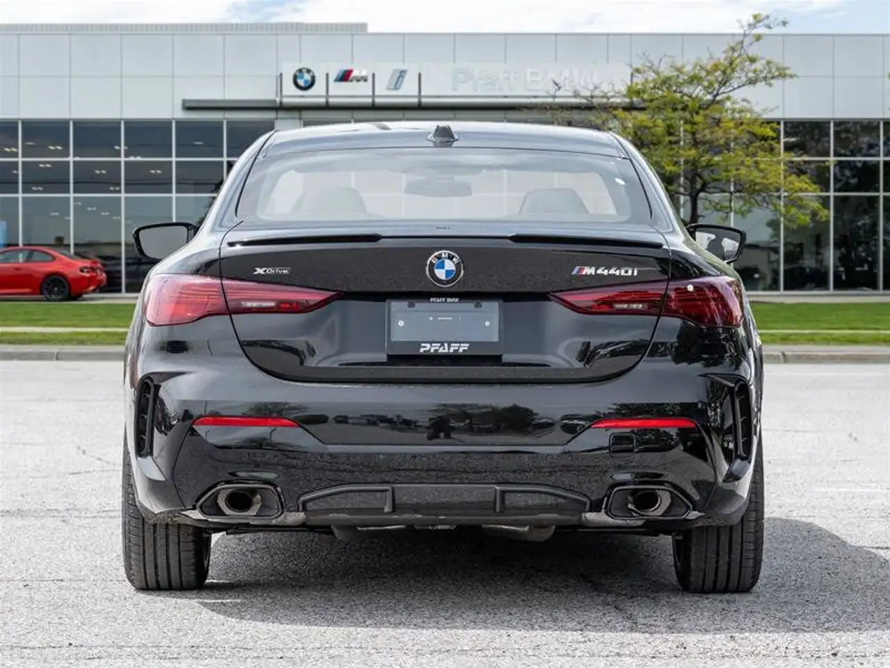 BMW 4 Series снимка BMW 4 Series