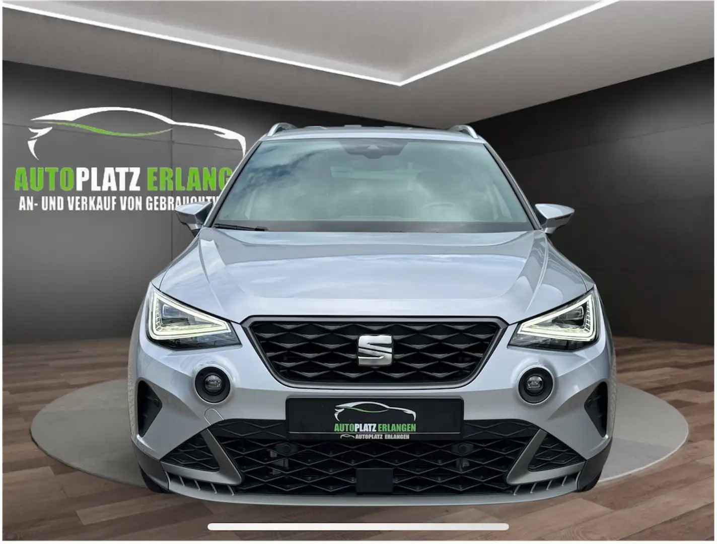 SEAT Arona FR *ACC*Cam*LED*TWA* Grau - 2