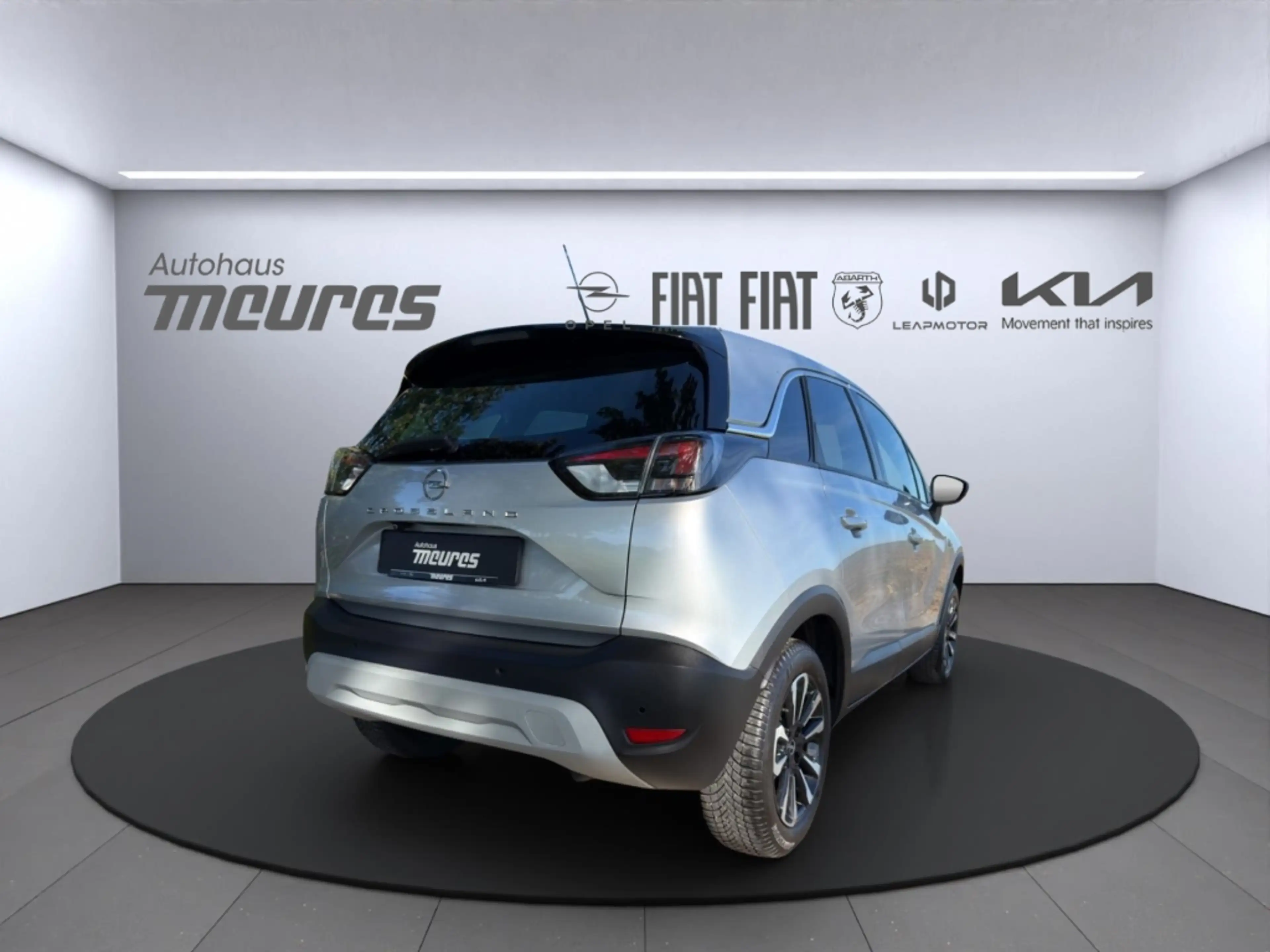 Opel Crossland Elegance Paket ATG Navi Allwetterreifen Klimaautom — photo 4