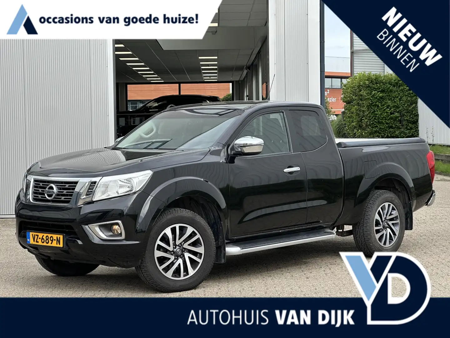 Nissan Navara 2.3 dCi Tekna King Cab | NL-Auto/1e Eign./Diff Loc Zwart - 1