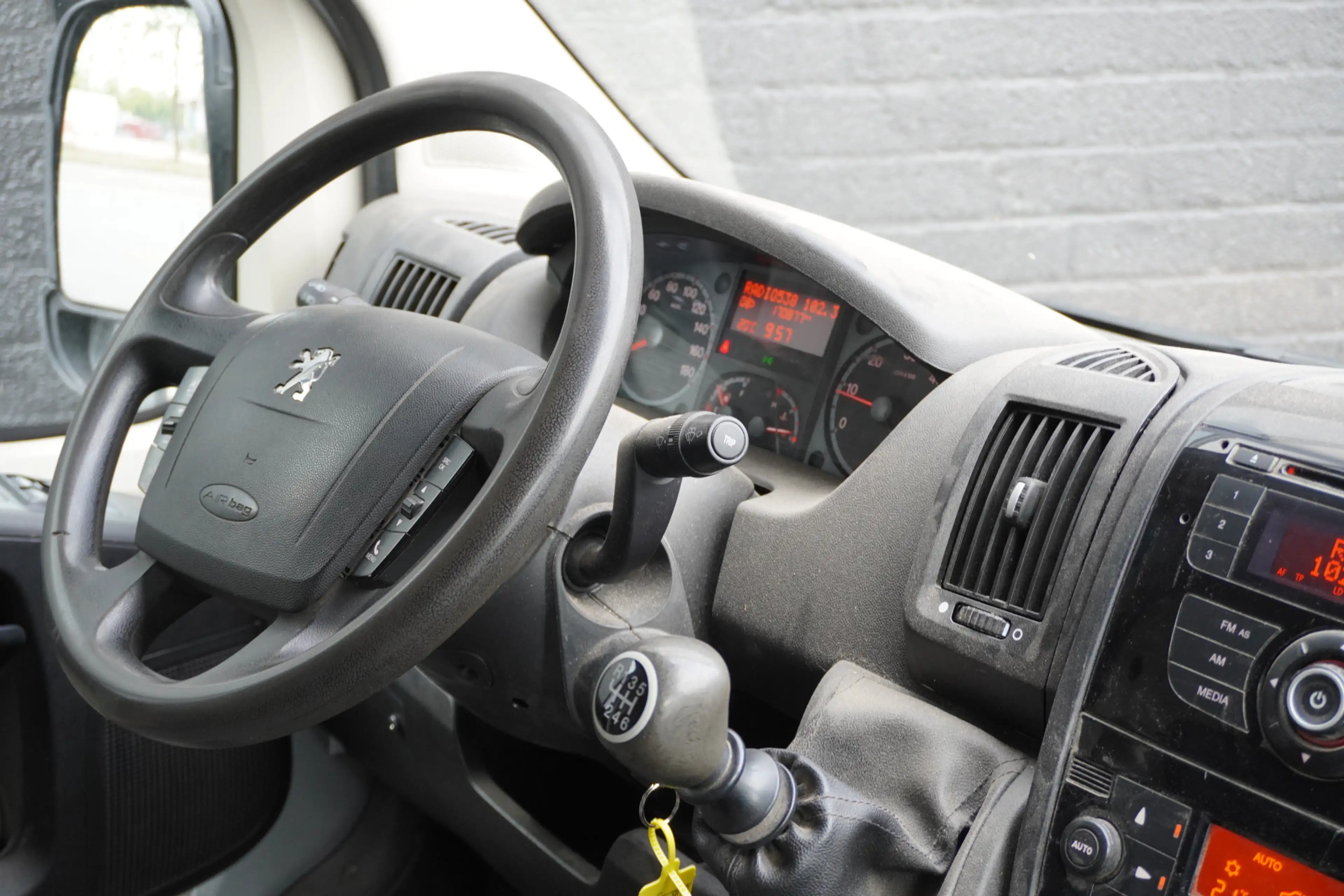 Peugeot Boxer 3.0 HDI 177PK L2H1 - Clima - Imperiaal - PDC - €5. — photo 3