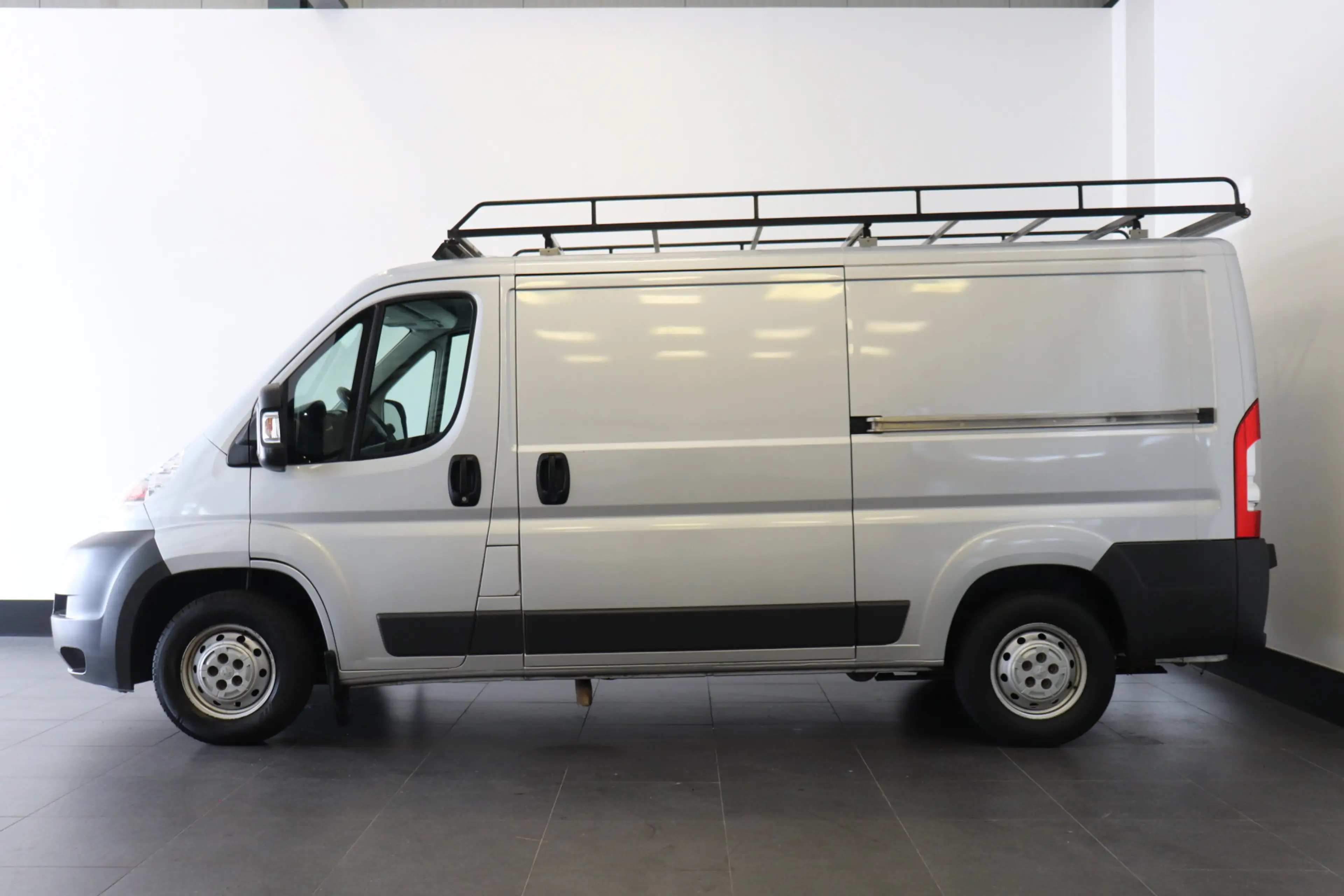 Peugeot Boxer 3.0 HDI 177PK L2H1 - Clima - Imperiaal - PDC - €5. — photo 5