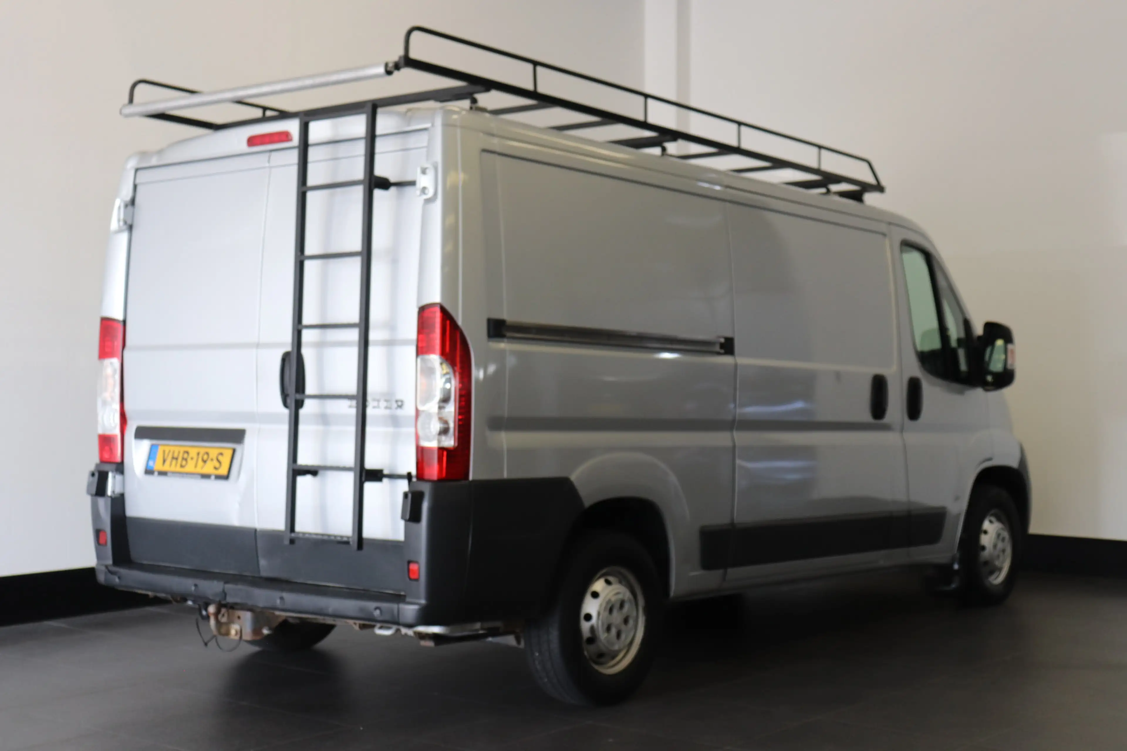 Peugeot Boxer 3.0 HDI 177PK L2H1 - Clima - Imperiaal - PDC - €5. — photo 2