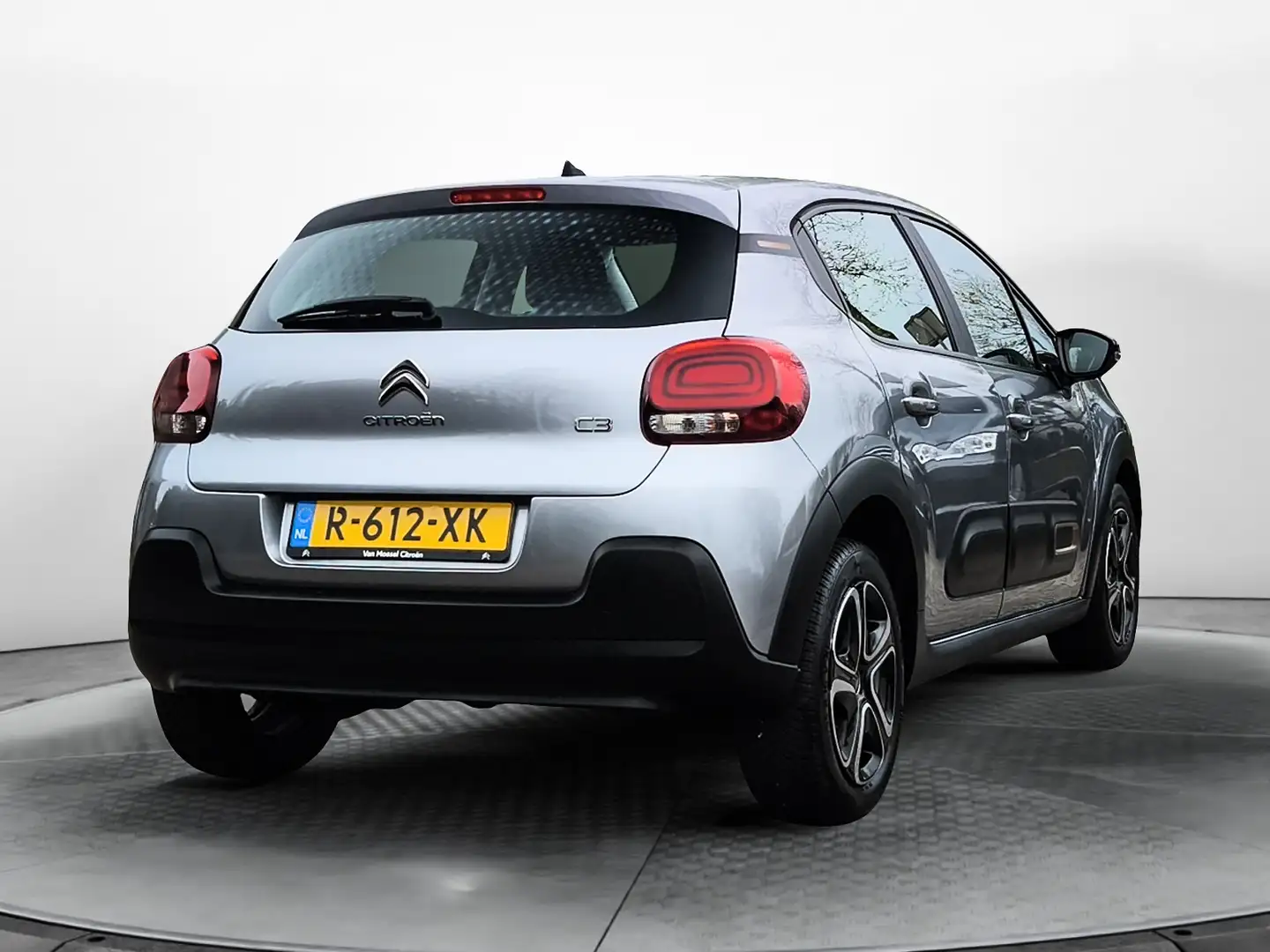 Citroen C3 1.2 PureTech C-Series (83 PK) 1e-Eig & Keurig-Onde Grijs - 2