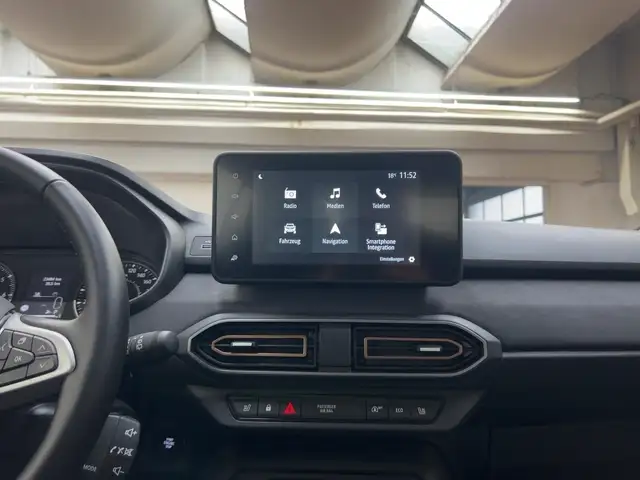 Dacia Sandero view 12