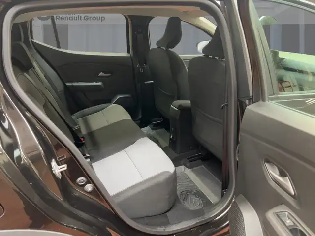 Dacia Sandero view 9