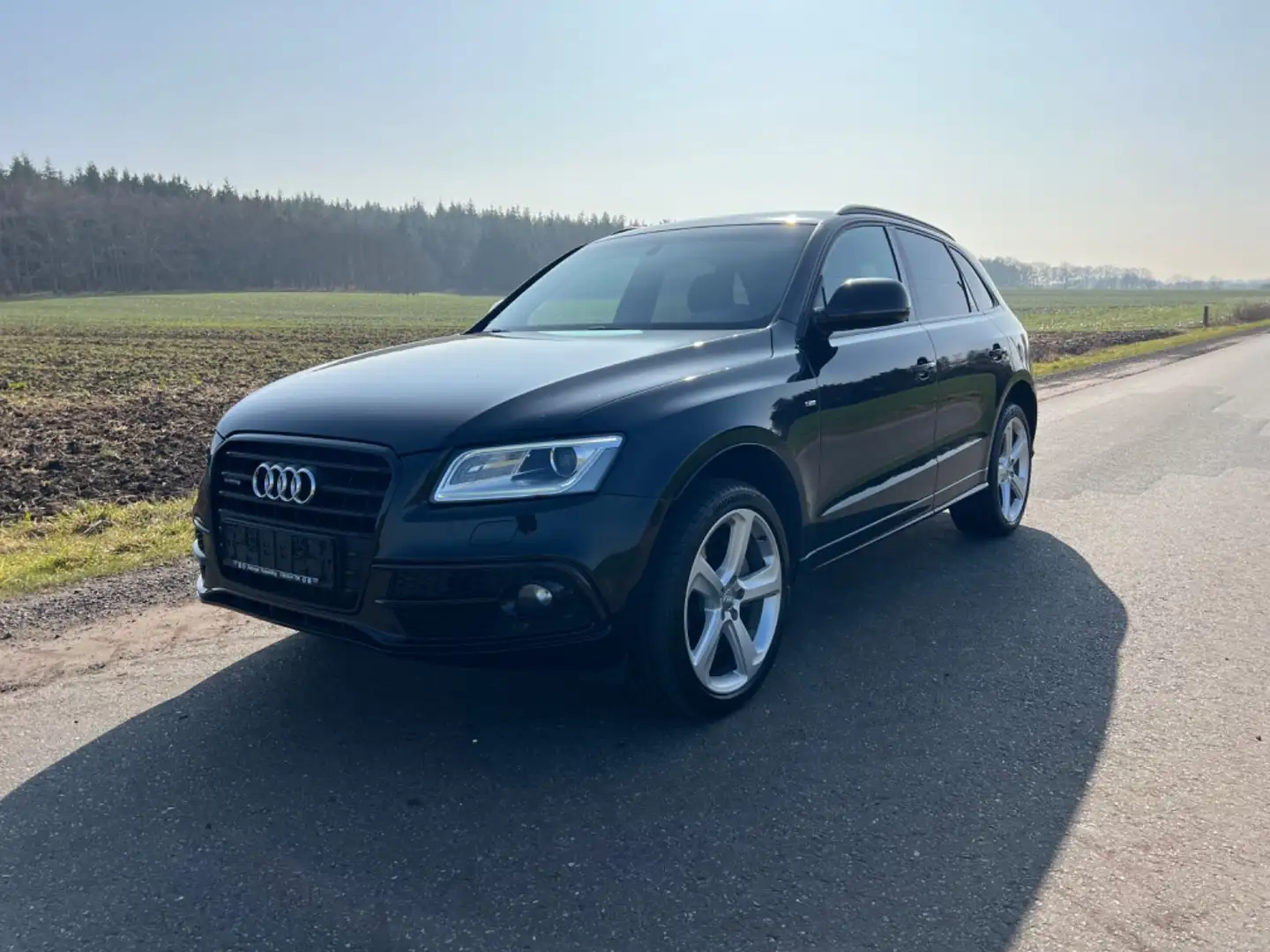 Audi Q5 3.0 TDI  quattro S-line super Optik Schwarz - 1