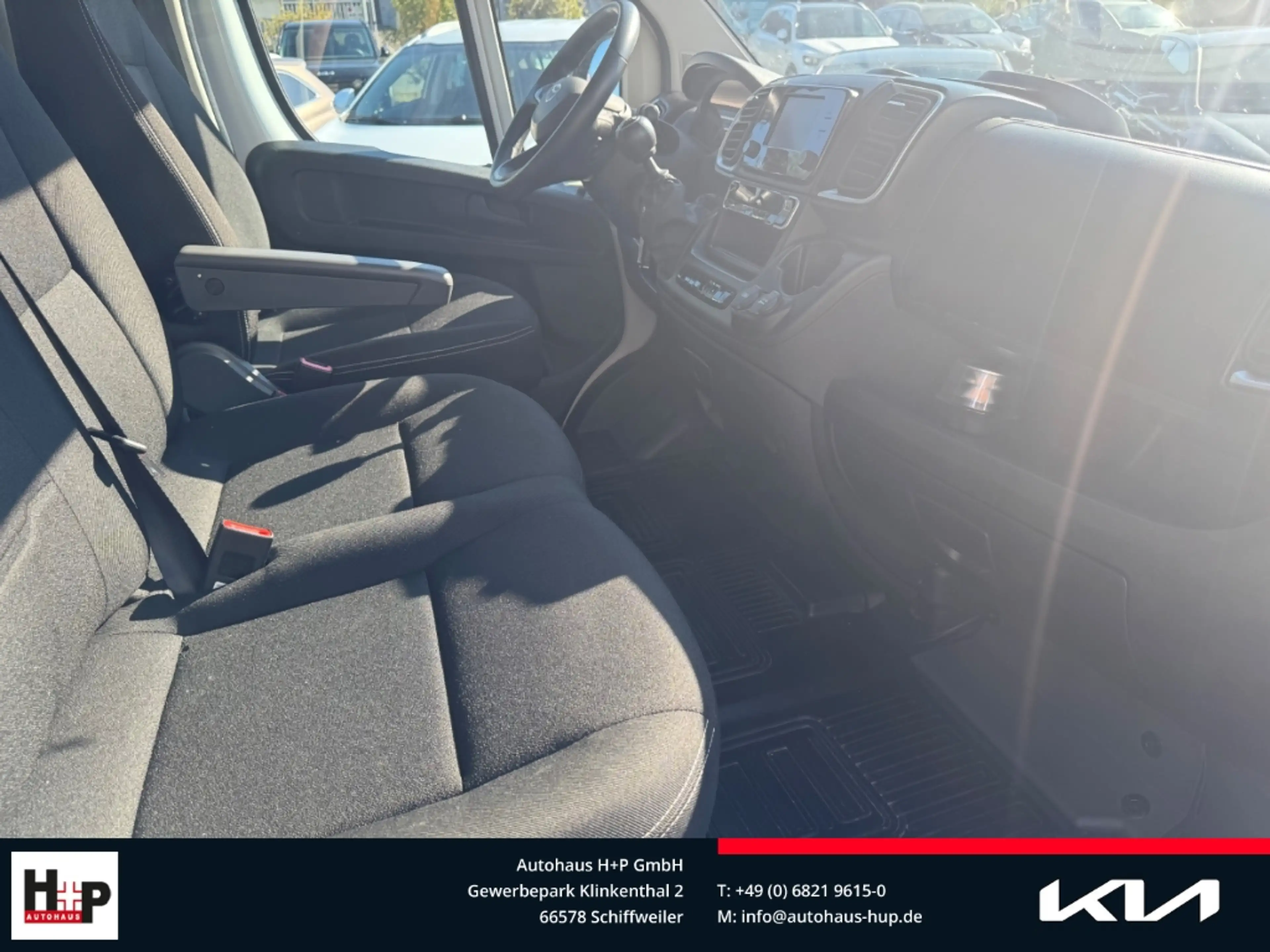 Toyota Proace H2 Kasten 35 L2H2 Diesel 140 Meister Park Distance — photo 10