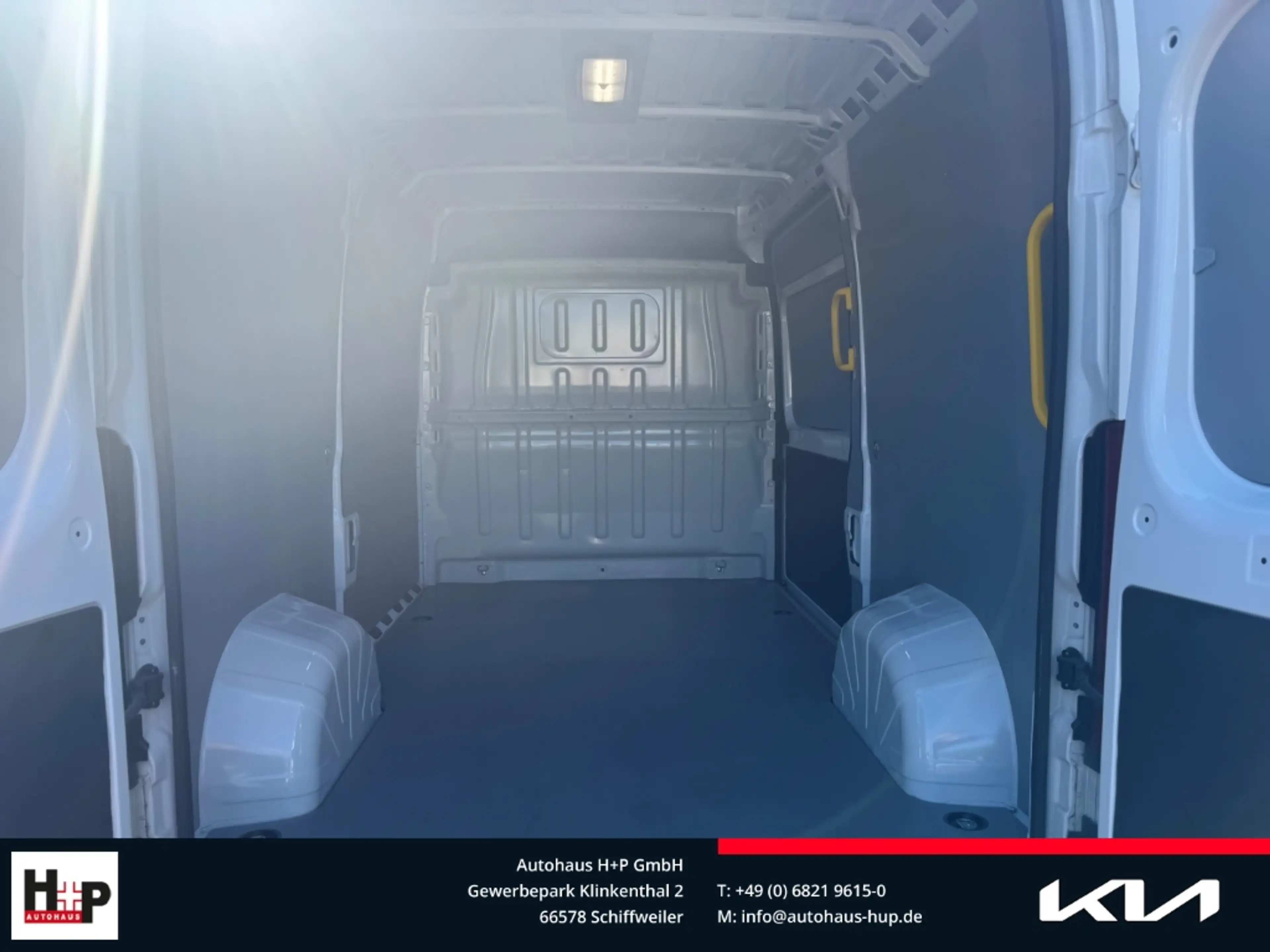 Toyota Proace H2 Kasten 35 L2H2 Diesel 140 Meister Park Distance — photo 11