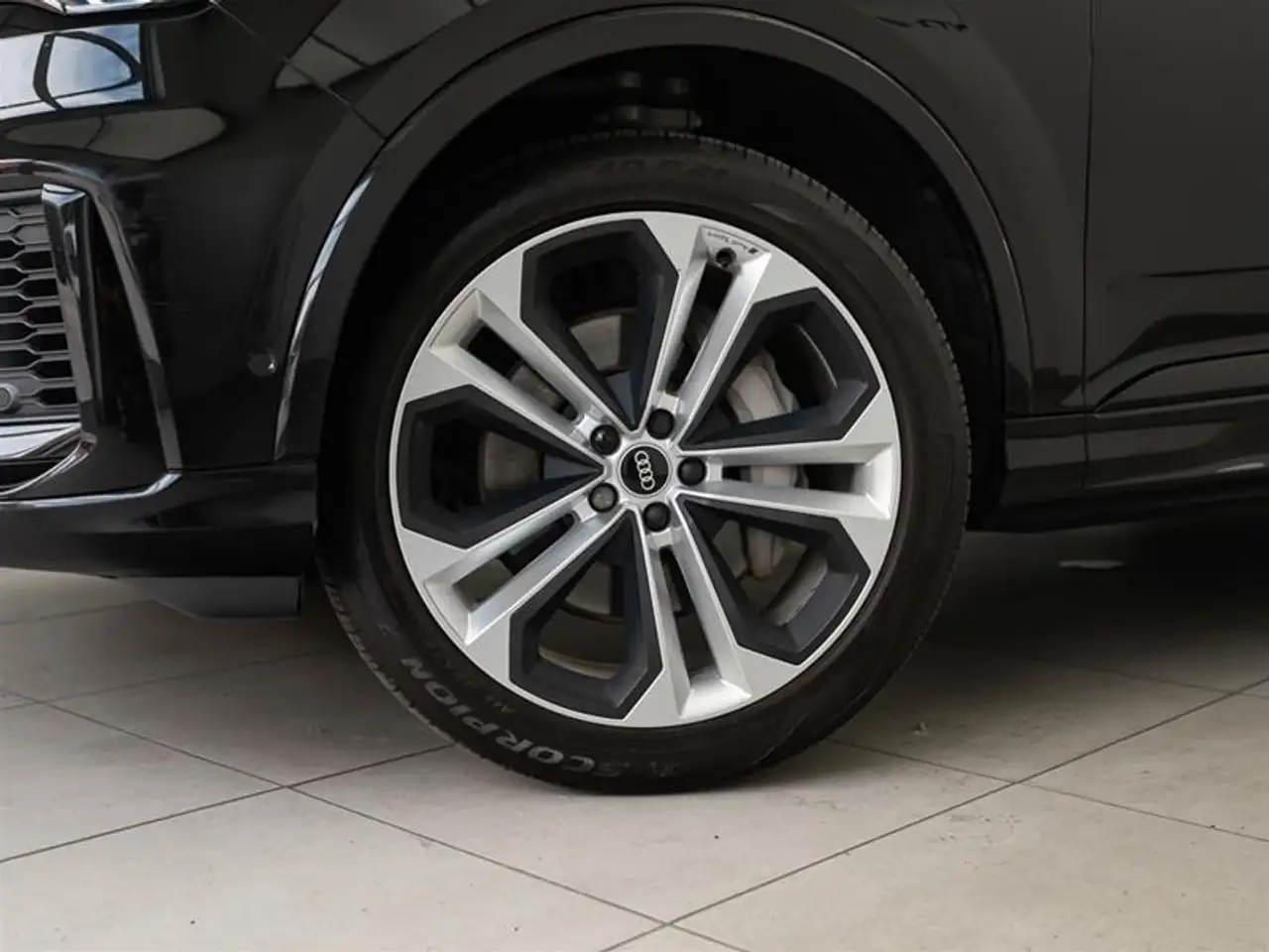 Audi Q7 photo Audi Q7