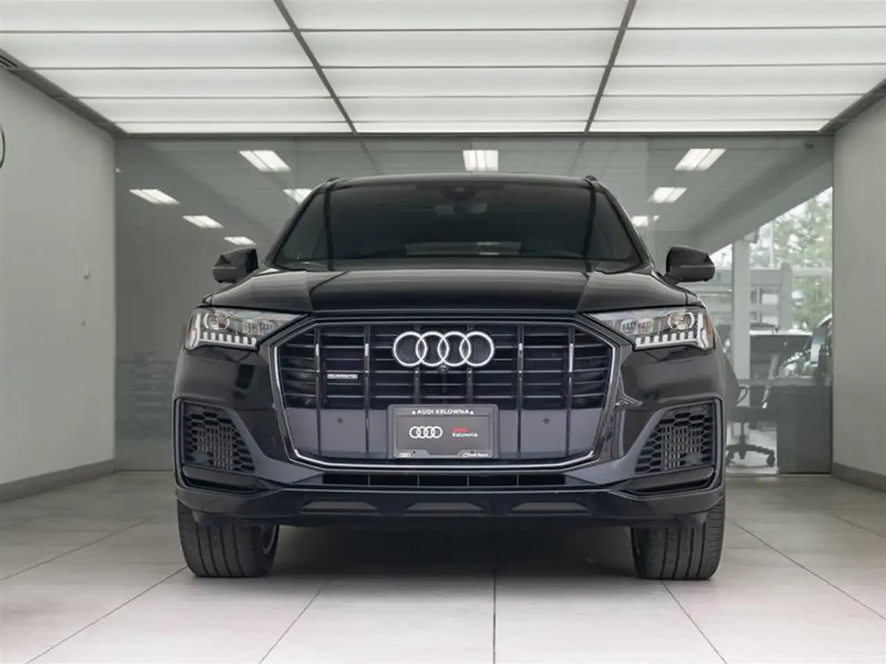 Audi Q7 photo Audi Q7