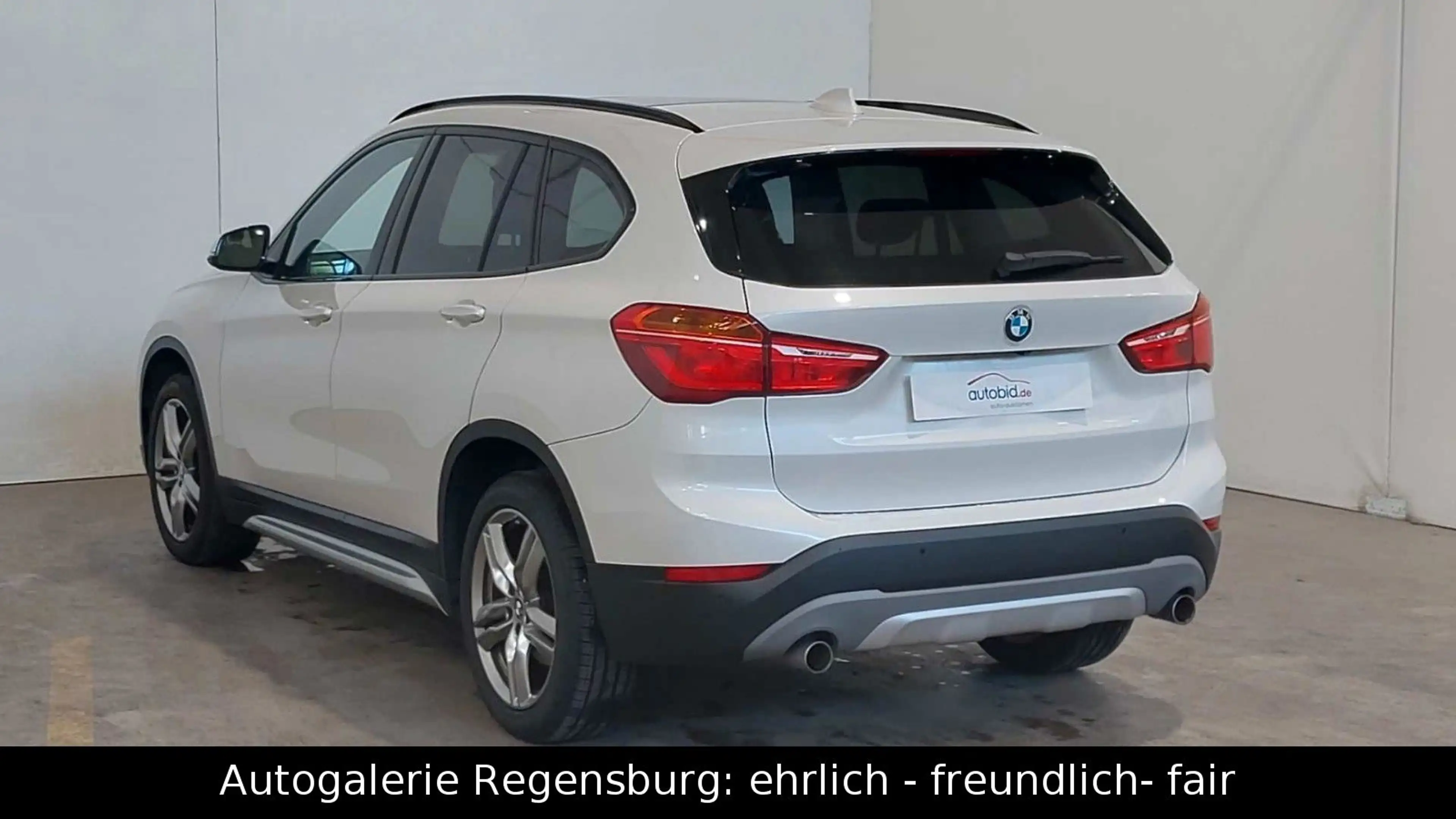BMW X1 xDrive 20i *X-LINE*PANO*KAMERA*LEDER*HUD*NAVI — photo 6