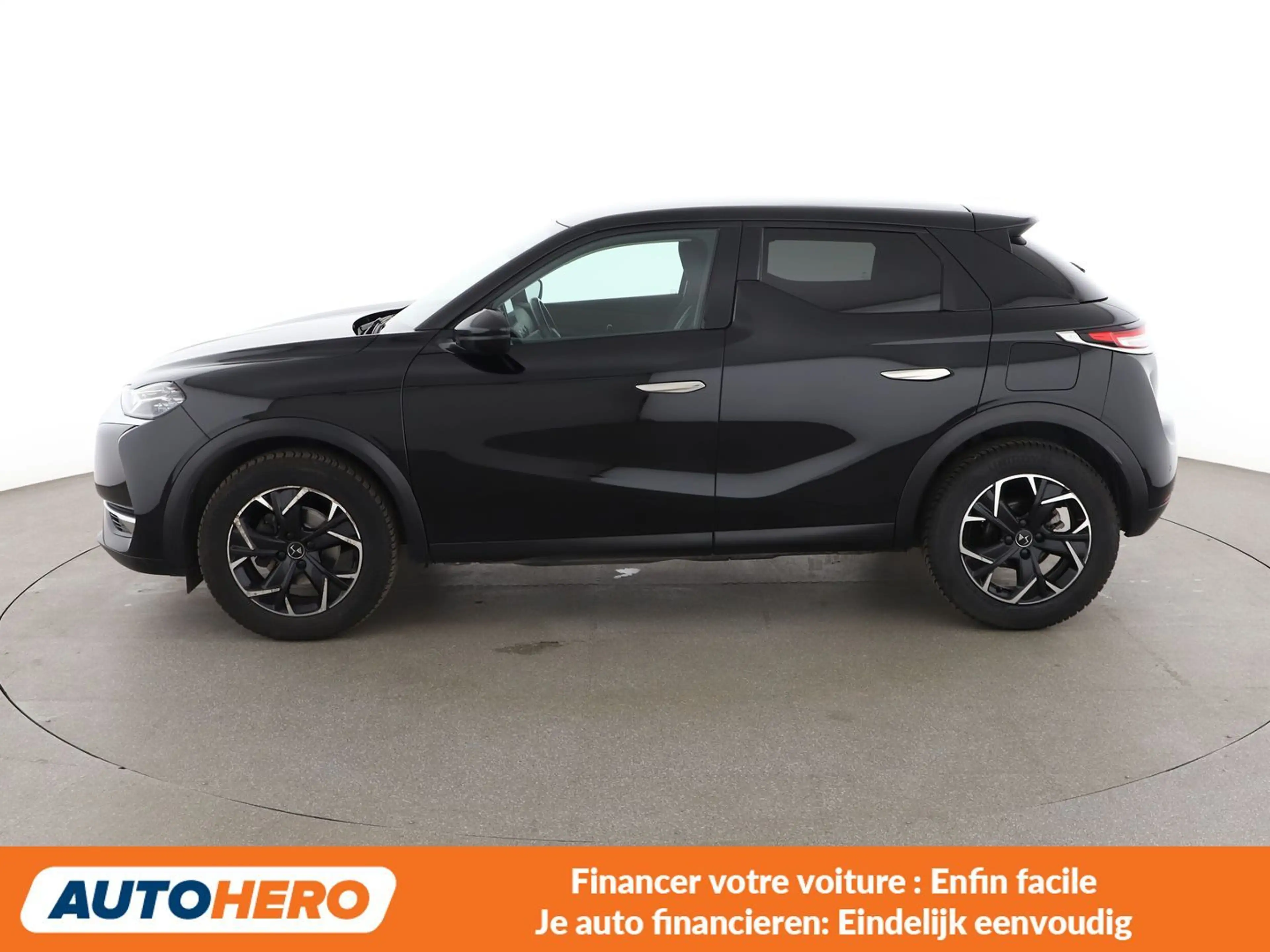 DS Automobiles DS 3 Crossback 1.5 Blue-HDi So Chic — photo 3