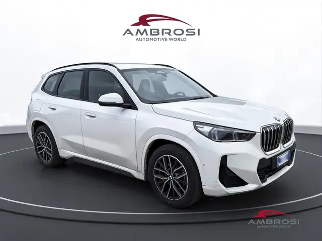 BMW X1 view 2