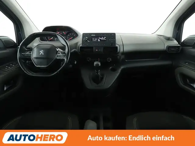 Peugeot Rifter view 12