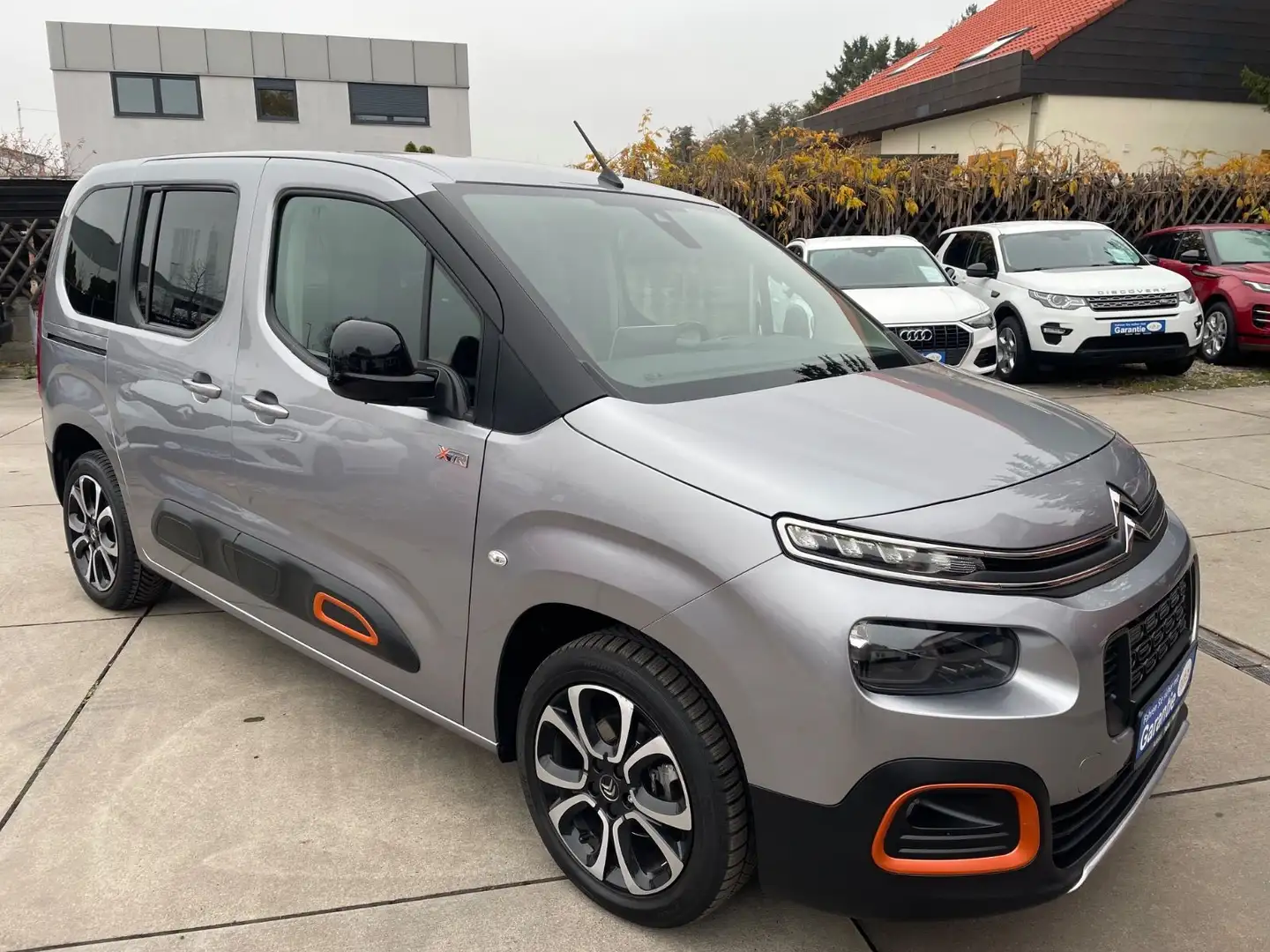 Citroen Berlingo Feel M 1,5 HDI/Klima/Navi/Kamera/PDC Grau - 1