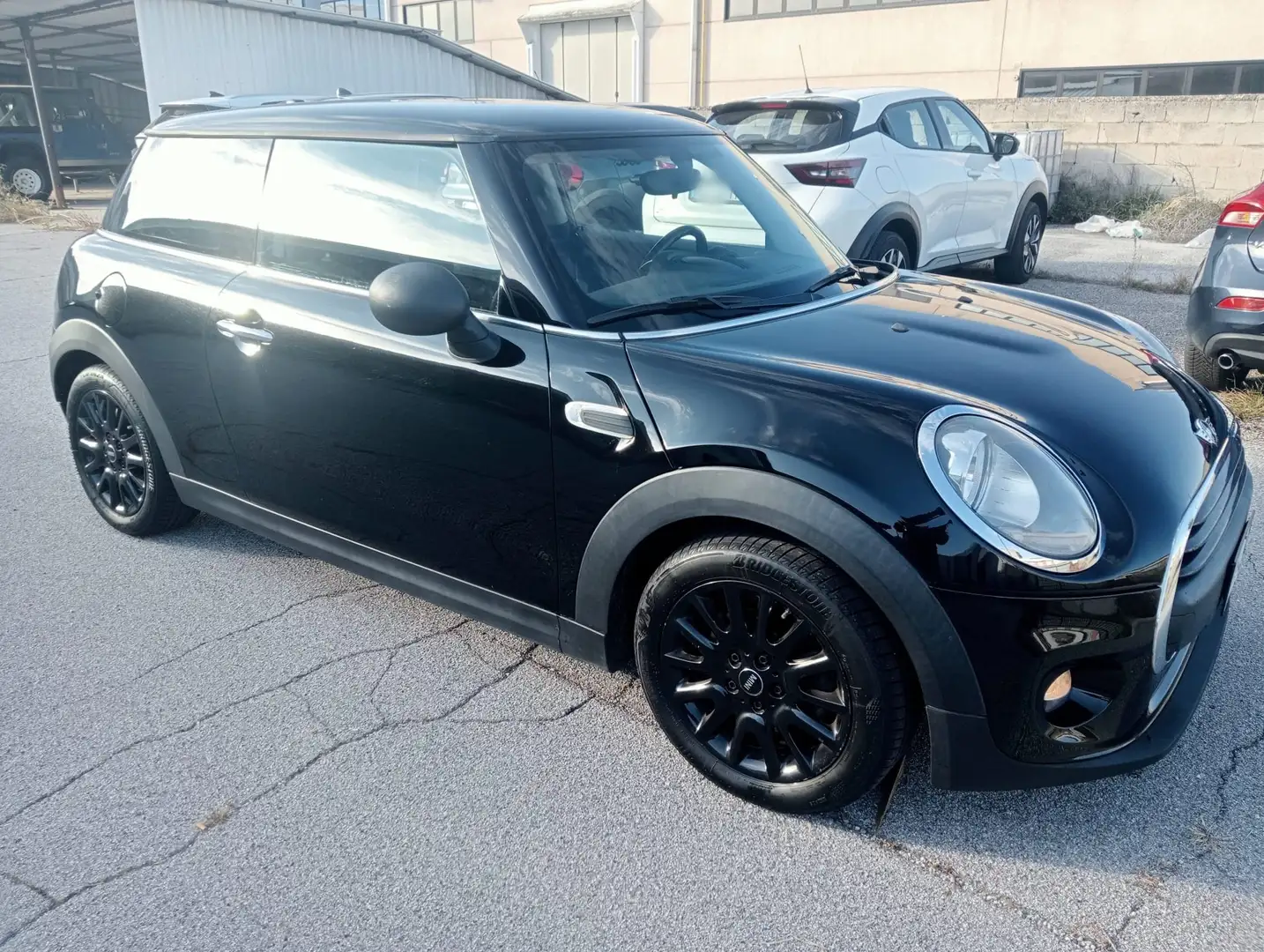 MINI One Mini IV F55-F56 2014 1.5 75cv 3p Nero - 2