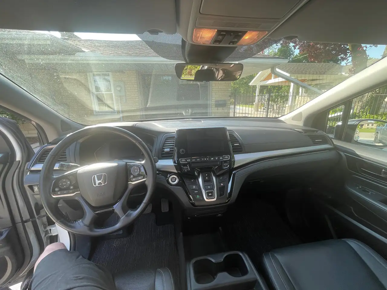 Honda Odyssey снимка Honda Odyssey