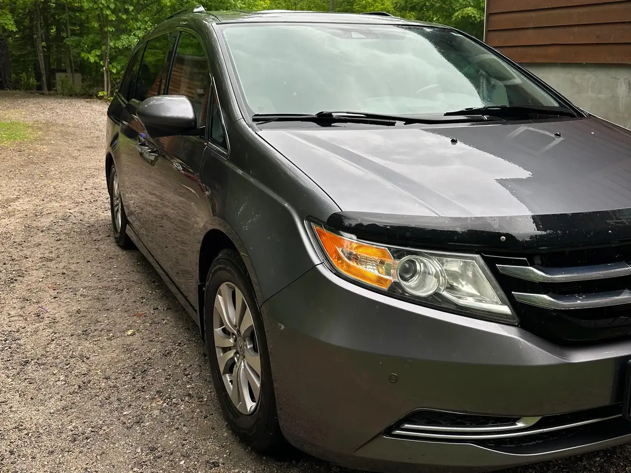 Honda Odyssey снимка Honda Odyssey