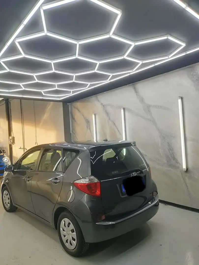 Toyota Verso-S 1.3 Active (mt) - 1