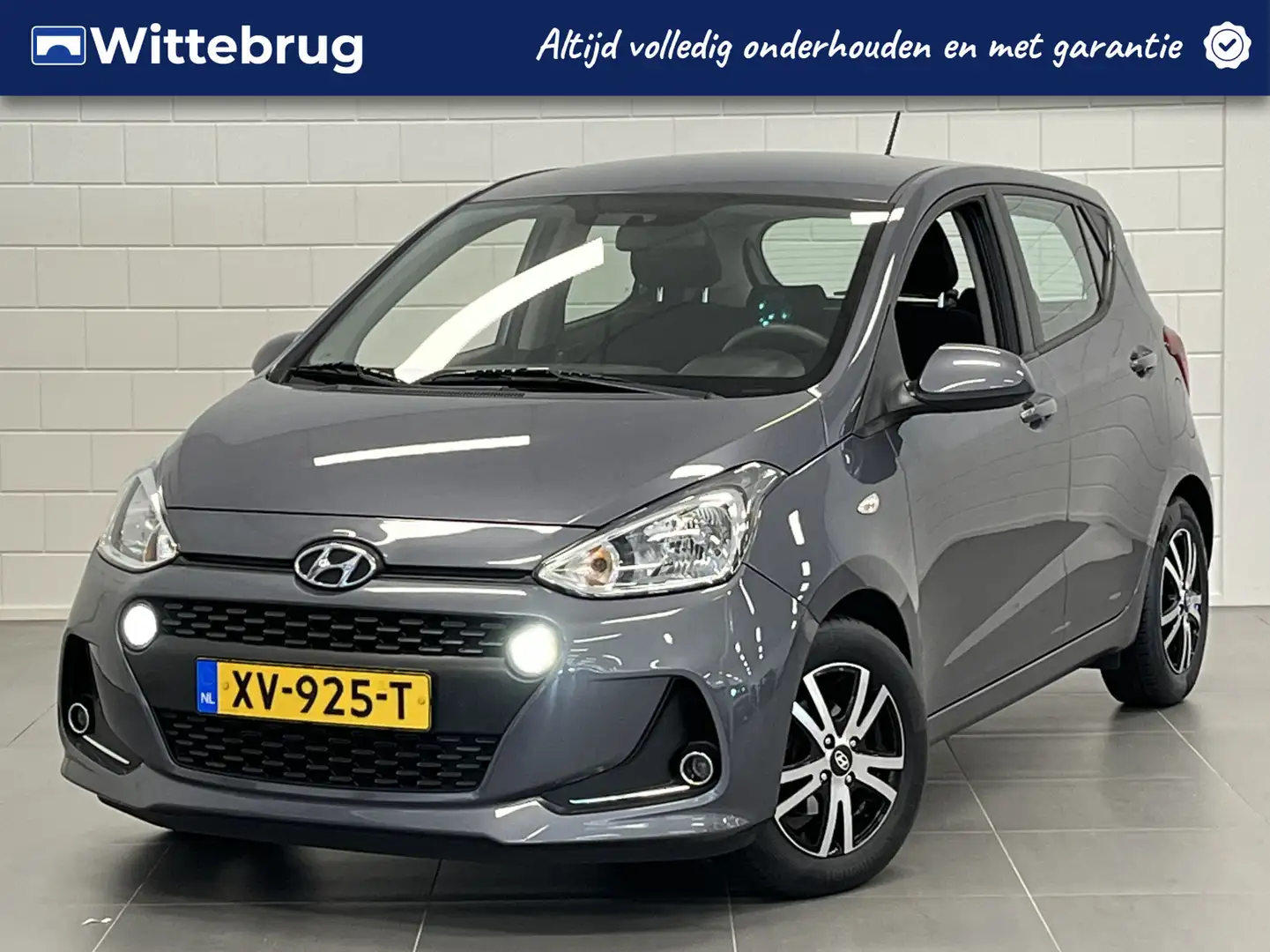 Hyundai i10 1.0i Comfort AIRCO | LICHTMETALEN VELGEN | BLUETOO Grijs - 1