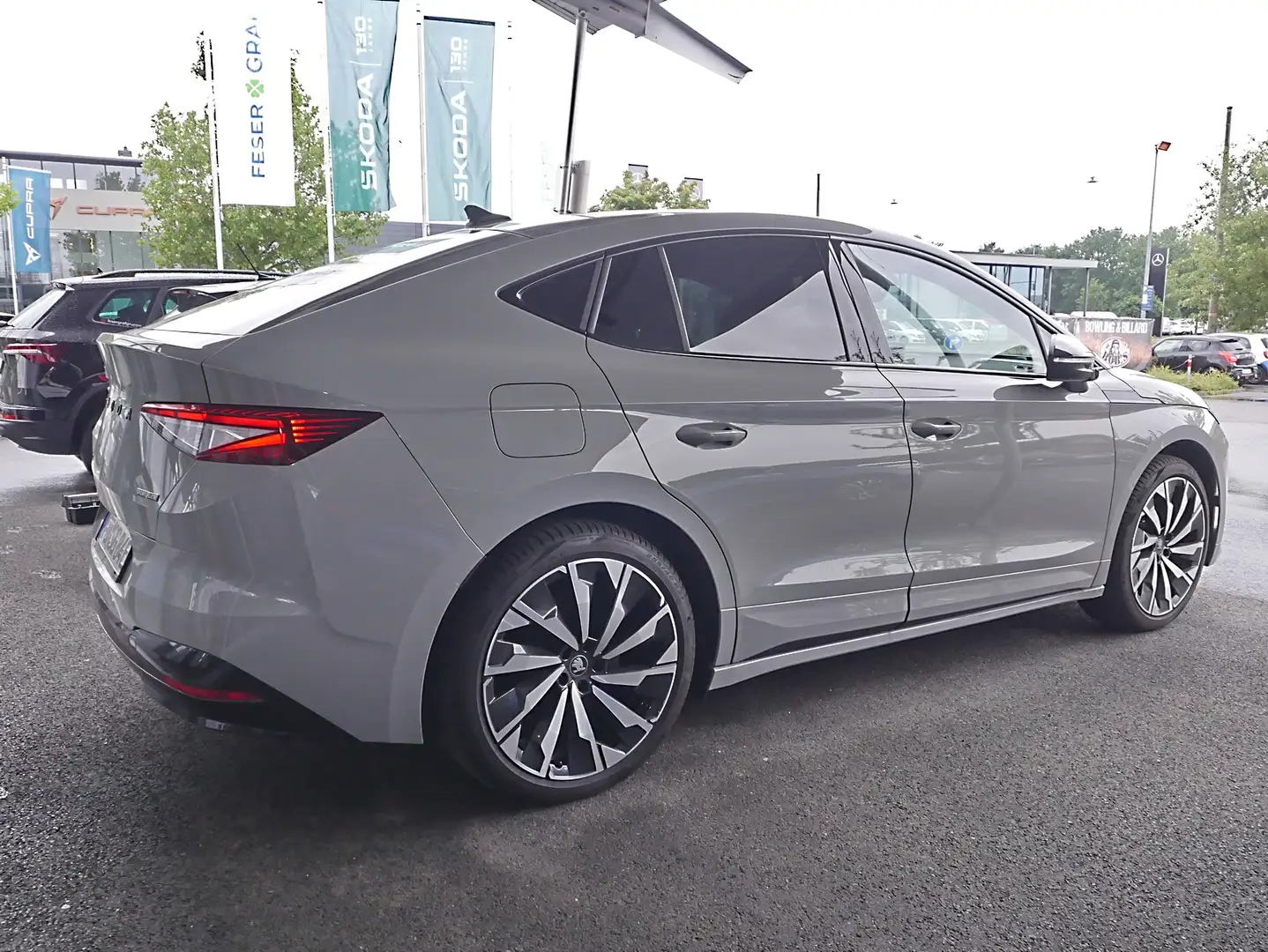 Skoda Enyaq 85 iV Sportline * Grau - 2
