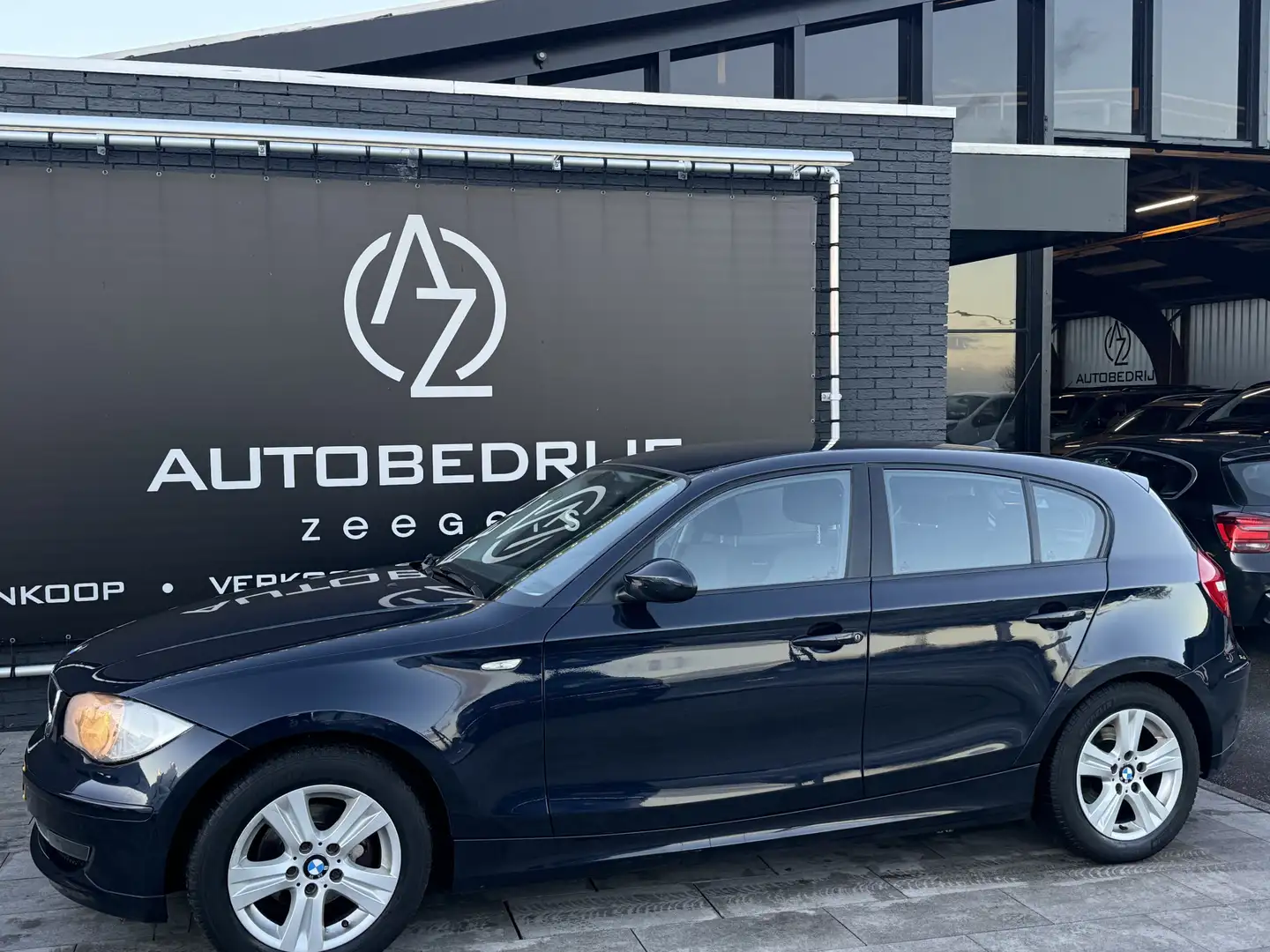 BMW 116 1-serie 116i Corporate Blauw - 1