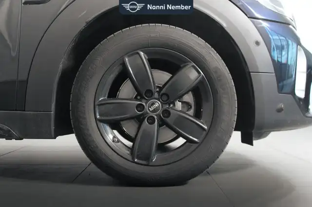 Mini Cooper Cooper view 6