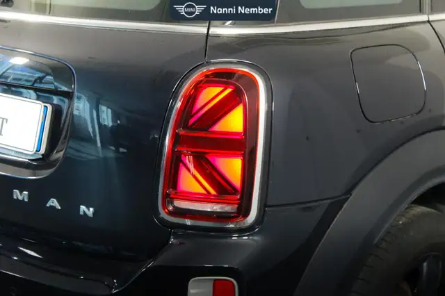 Mini Cooper Cooper view 5