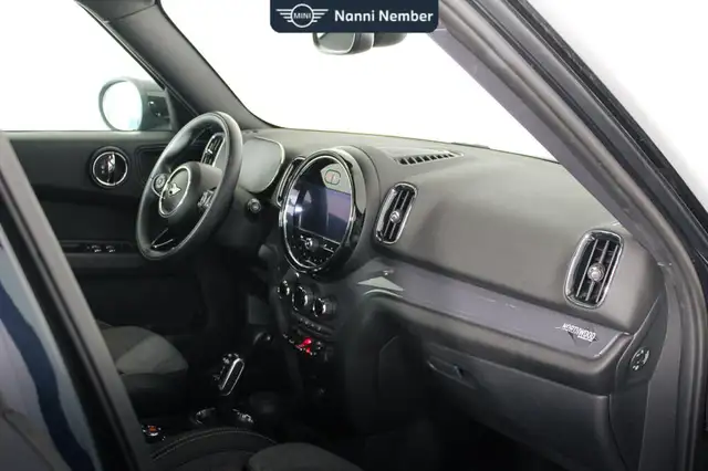 Mini Cooper Cooper view 7