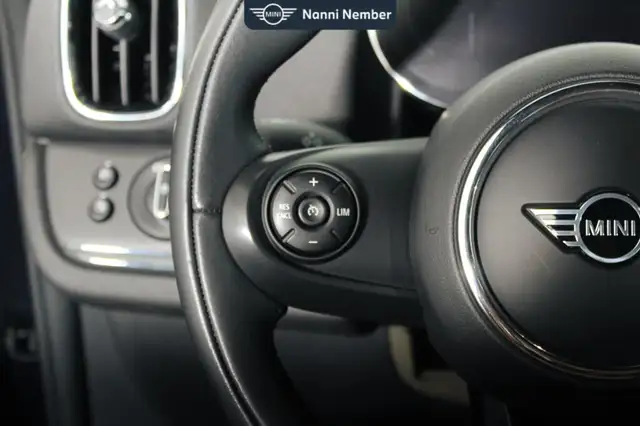 Mini Cooper Cooper view 15
