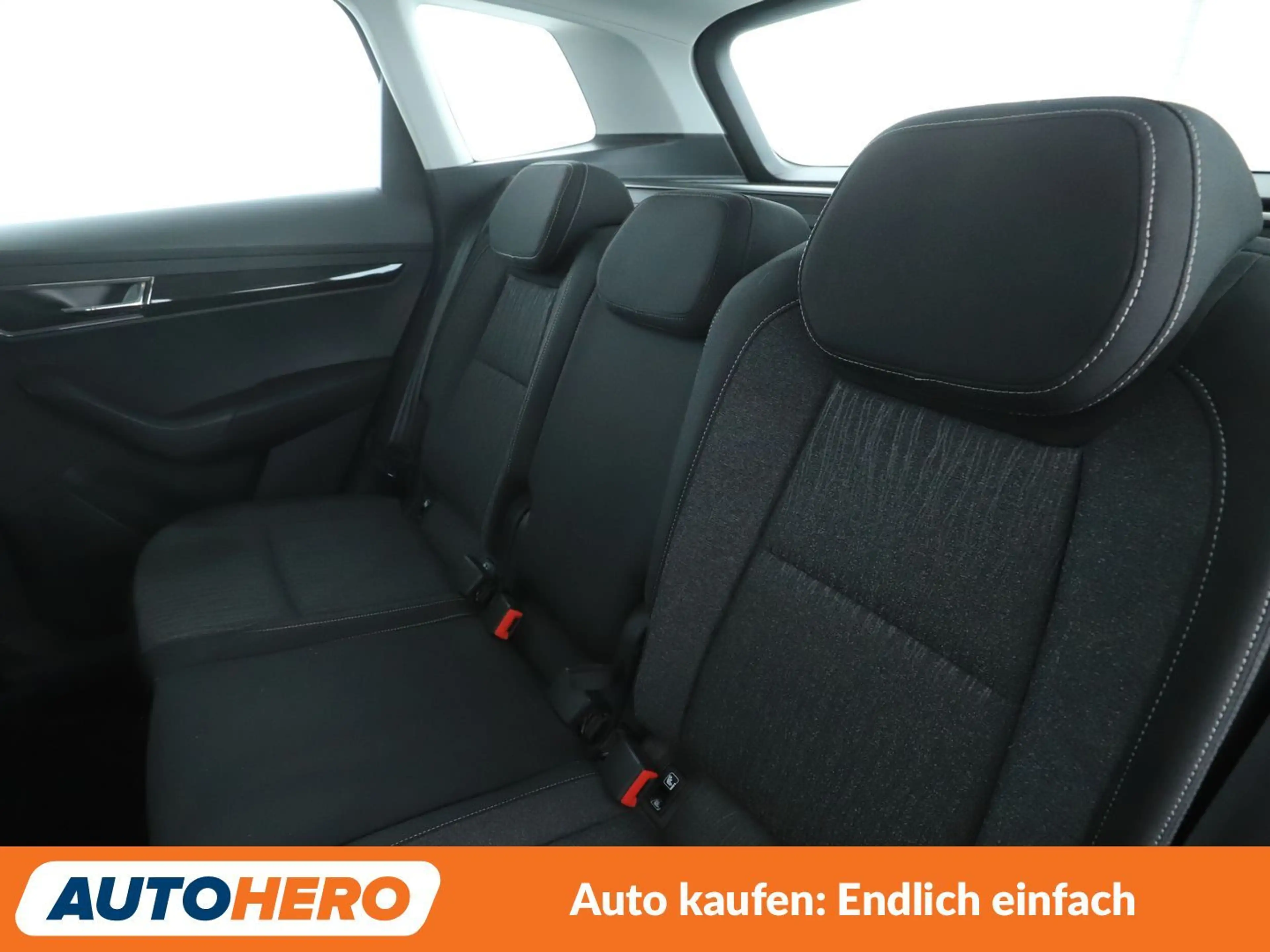 Skoda Karoq 2.0 TDI Style 4x4 Aut.*CAM*TEMPO*SHZ*KLIMA* — photo 14