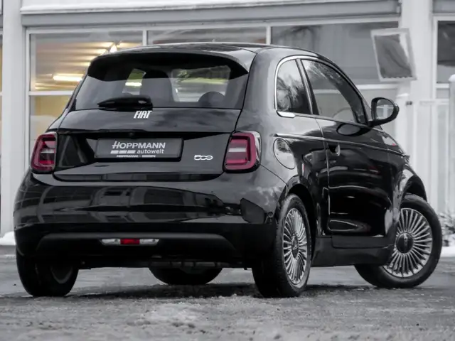 Fiat 500 view 2