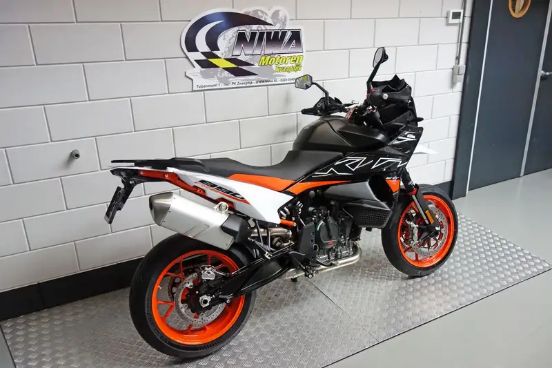 KTM 890 SMT - foto 3