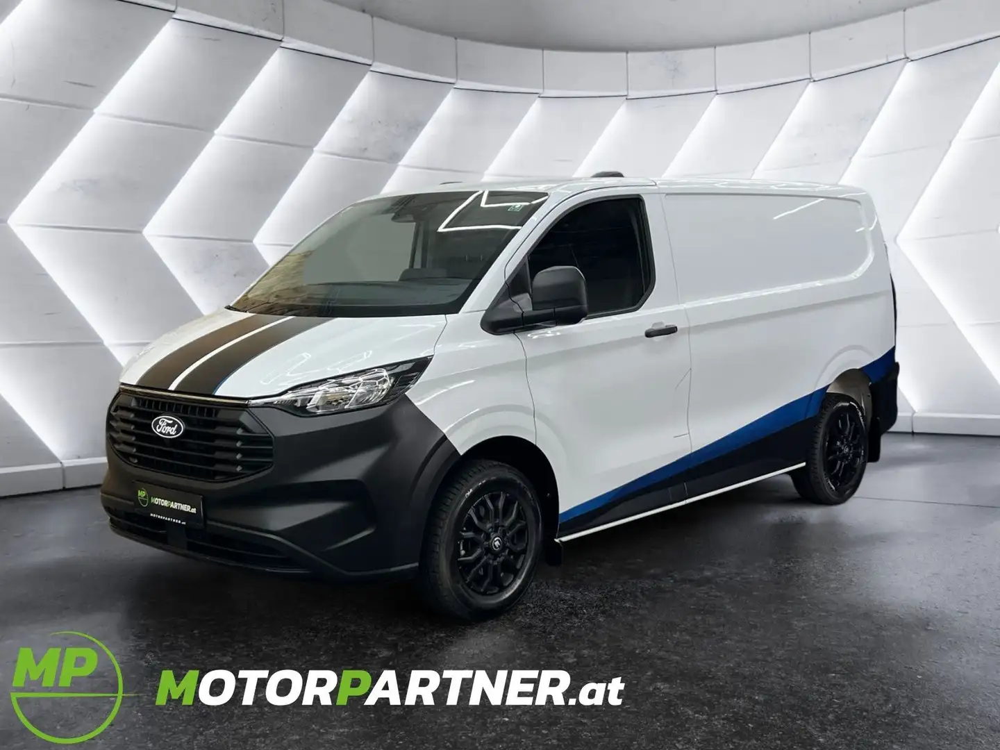 Ford Transit Custom **Sport-Edition** Alufelgen Weiß - 1