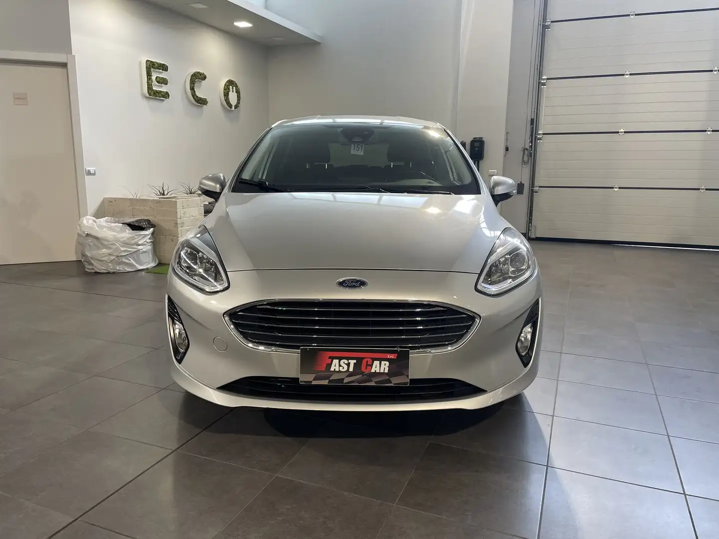 Ford Fiesta 1.5 EcoBlue 5 porte Titanium Argento - 2