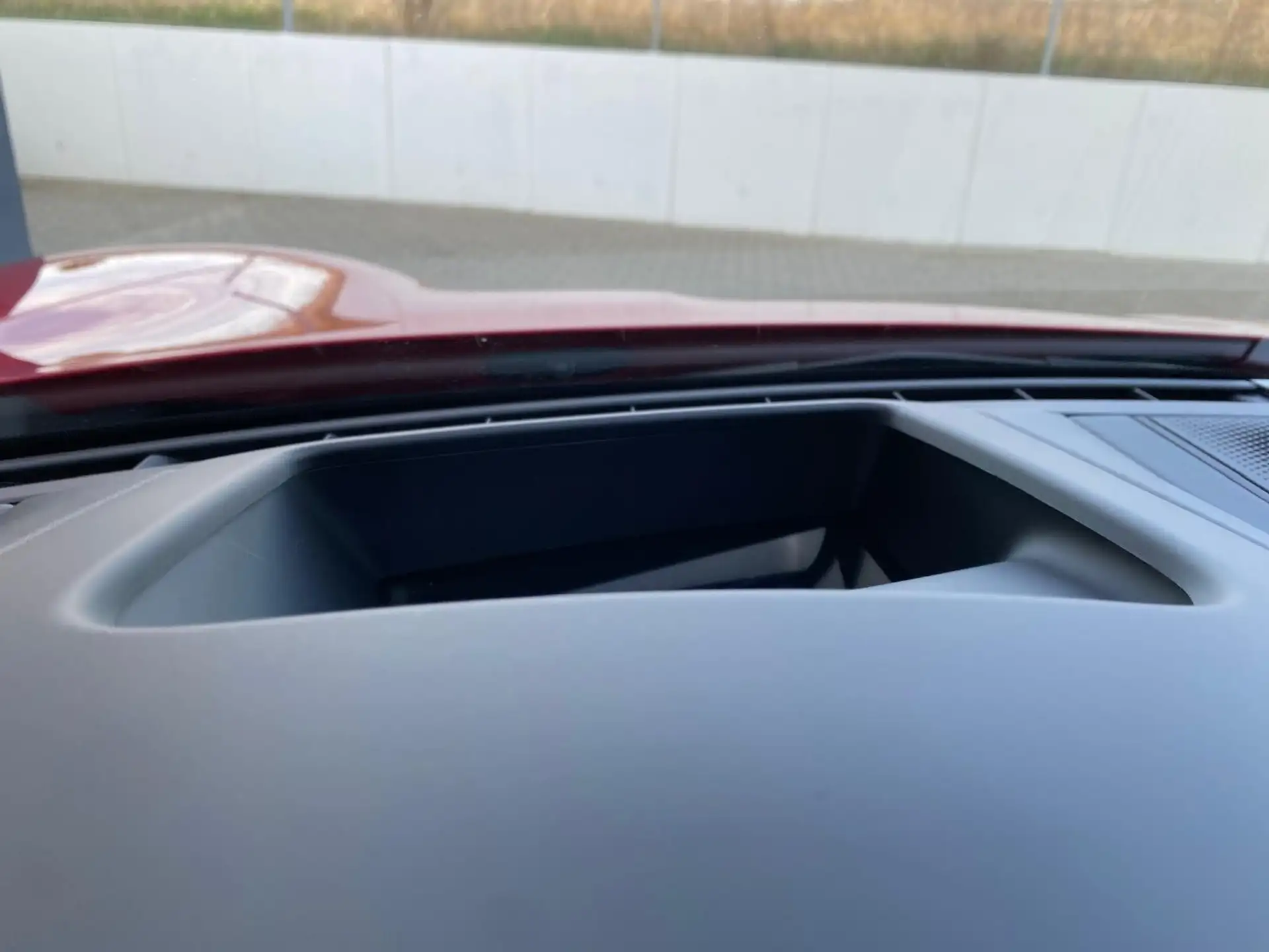 포르쉐 Porsche Taycan GTS 2022 빨강 사진 8
