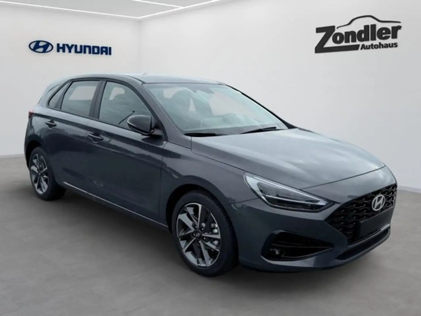 Hyundai i30 Advantage 1.0 Turbo DCT Adavantage Navi Sitzh. Dig Серый - 2